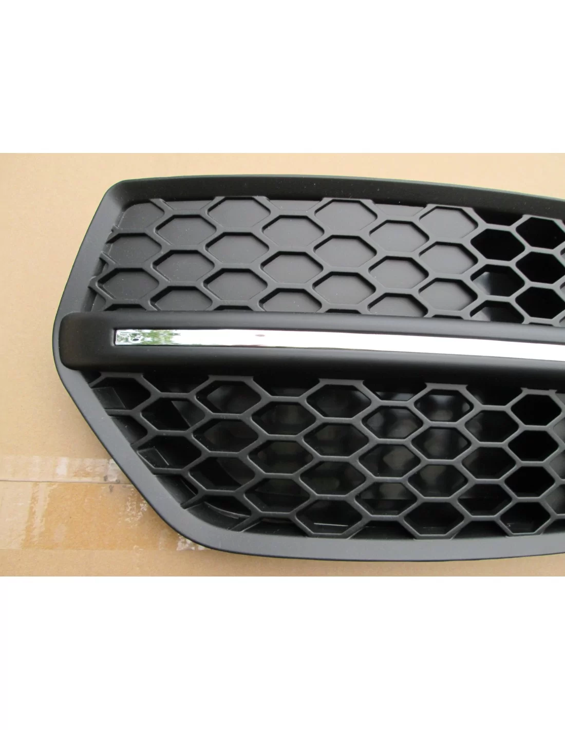  - Audi - 雾灯格栅 Audi Q5 8R RSQ5 style 2008-2012 - 3 - 为您的奥迪 Q5 2008-2012 升级 RSQ5 型雾灯格栅，增强美感和气流！⭐️。