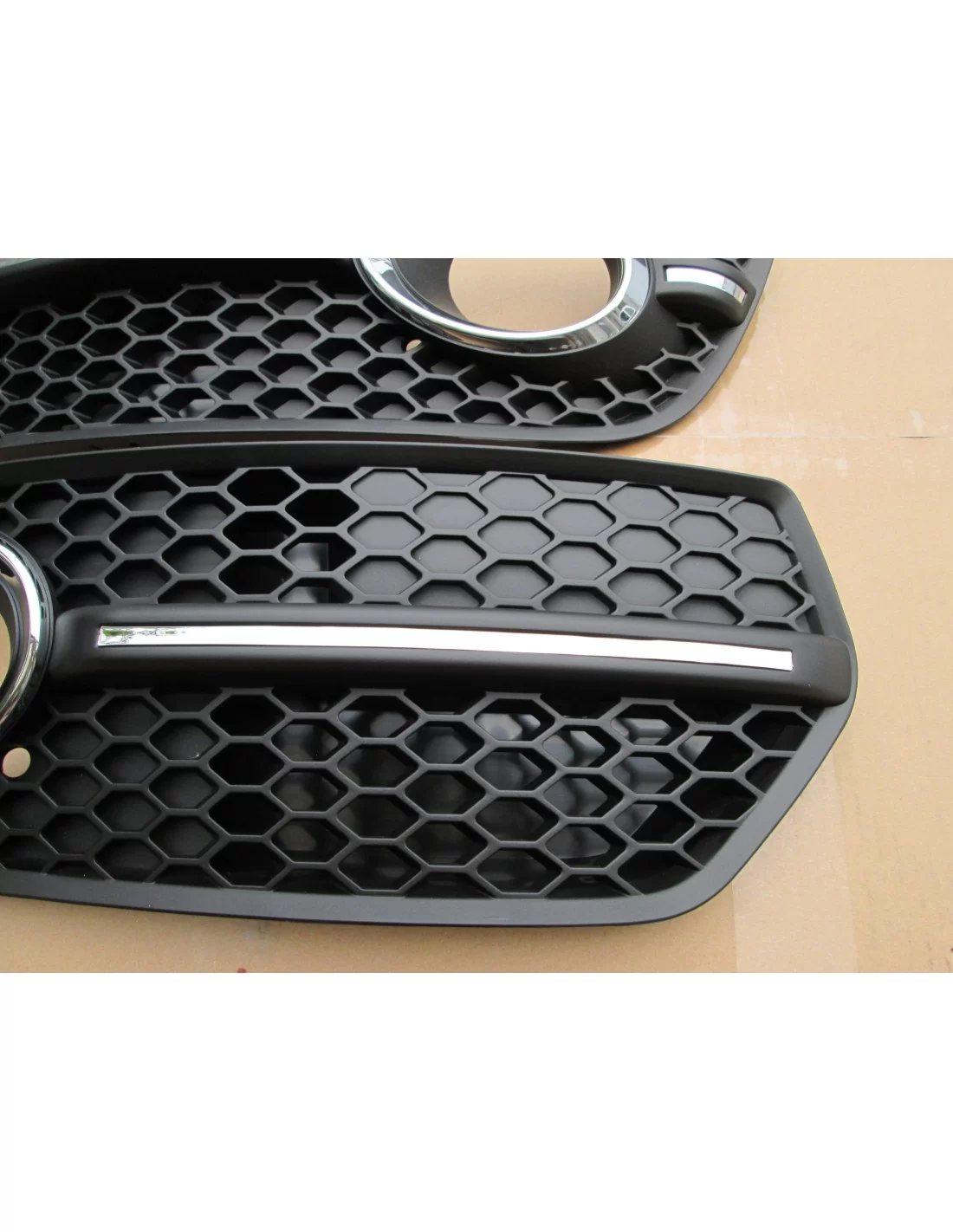 - Audi - РЕШІТКА ПРОТИТУМАННИХ ФАР AUDI Q5 8R RSQ5 СТИЛЬ 2008-2012 - 5 - Оновіть свій Audi Q5 2008-2012 з решіткою протитуманни - Audi - РЕШІТКА ПРОТИТУМАННИХ ФАР AUDI Q5 8R RSQ5 СТИЛЬ 2008-2012 - 5 - Оновіть свій Audi Q5 2008-2012 з решіткою протитуманни