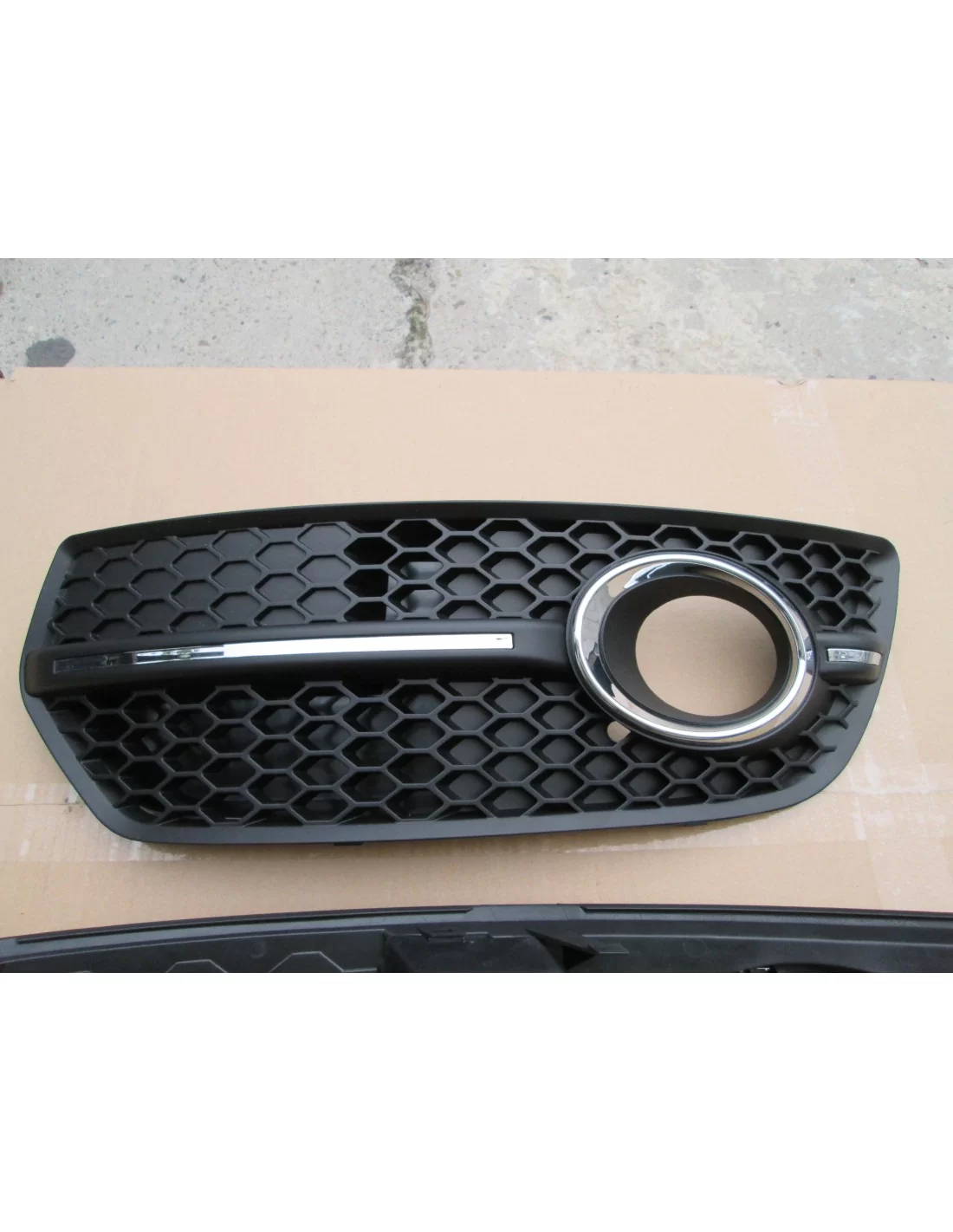- Audi - РЕШІТКА ПРОТИТУМАННИХ ФАР AUDI Q5 8R RSQ5 СТИЛЬ 2008-2012 - 8 - Оновіть свій Audi Q5 2008-2012 з решіткою протитуманни - Audi - РЕШІТКА ПРОТИТУМАННИХ ФАР AUDI Q5 8R RSQ5 СТИЛЬ 2008-2012 - 8 - Оновіть свій Audi Q5 2008-2012 з решіткою протитуманни