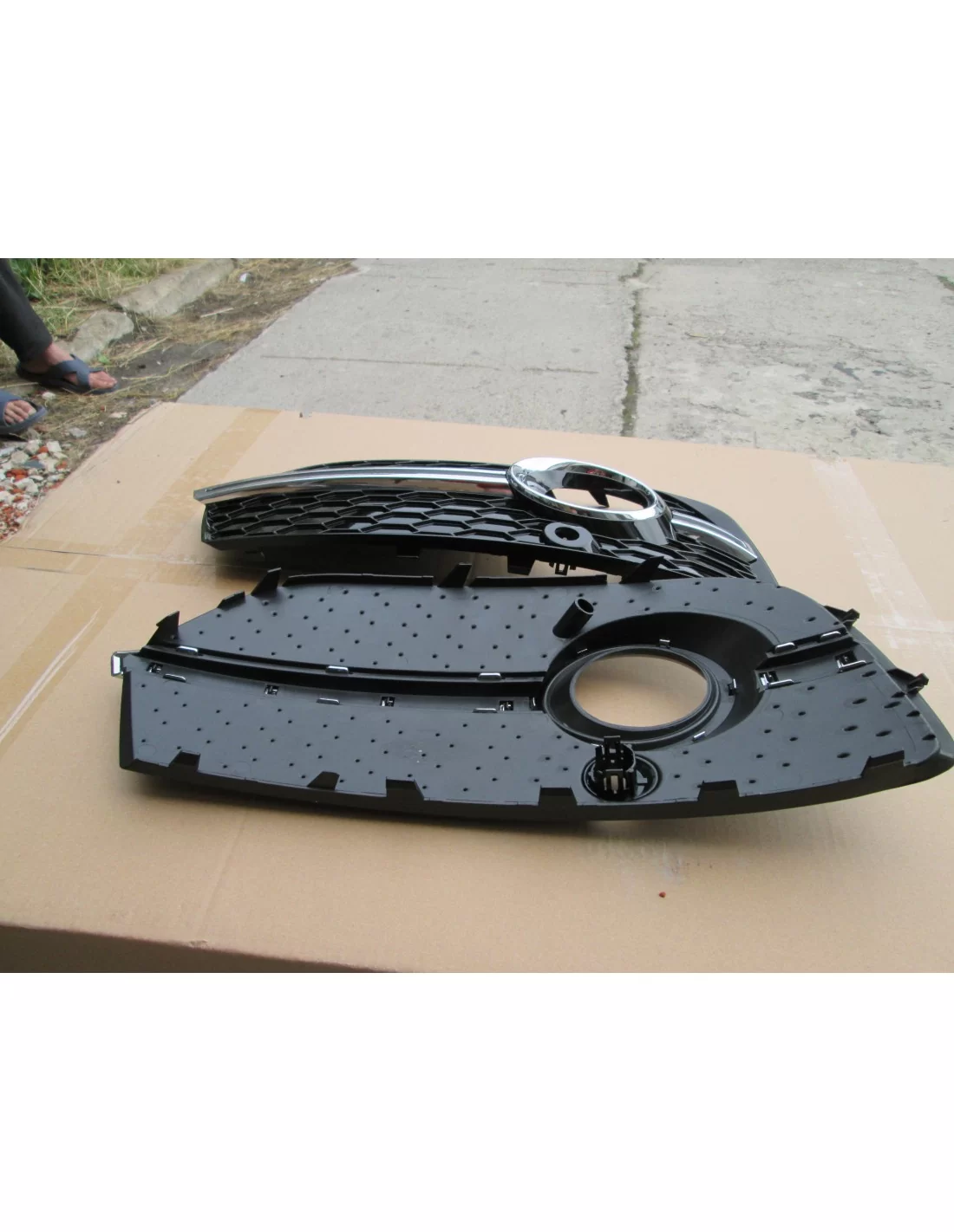  - Audi - NEBELSCHEINWERFER GITTER AUDI Q3 8U RSQ5 STYLE 2012-2015 - 2 - Veredeln Sie Ihren Audi Q3 2012-2015 mit einem Nebelsch