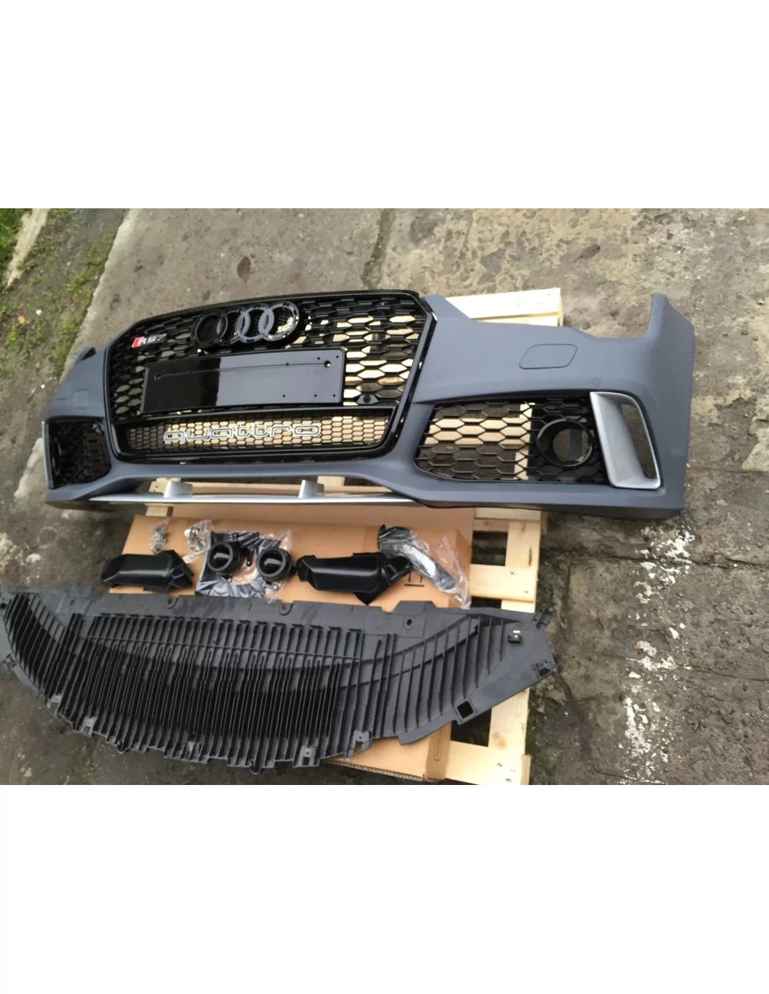 - Audi - Audi A7 4G 2014-2017 Frontstoßstange mit Kühlergrill RS7-Optik - 2 - Veredeln Sie Ihren Audi A7 2014-2017 mit einer Fr - Audi - Audi A7 4G 2014-2017 Frontstoßstange mit Kühlergrill RS7-Optik - 2 - Veredeln Sie Ihren Audi A7 2014-2017 mit einer Fr