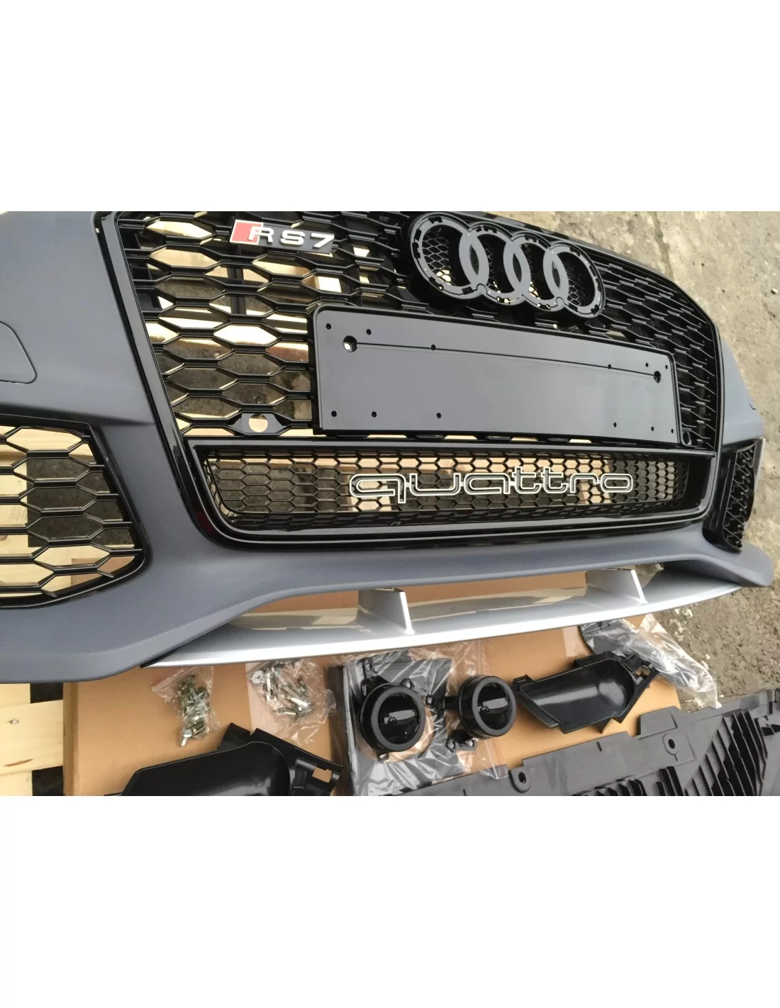  - Audi - 奥迪 A7 4G 2014-2017 前保险杠，带格栅 RS7 光学系统 - 12 - 为您的奥迪 A7 2014-2017 换上 RS7 光学材料的前保险杠和进气格栅，让您的奥迪 A7 拥有令人惊叹的外观！ ✨