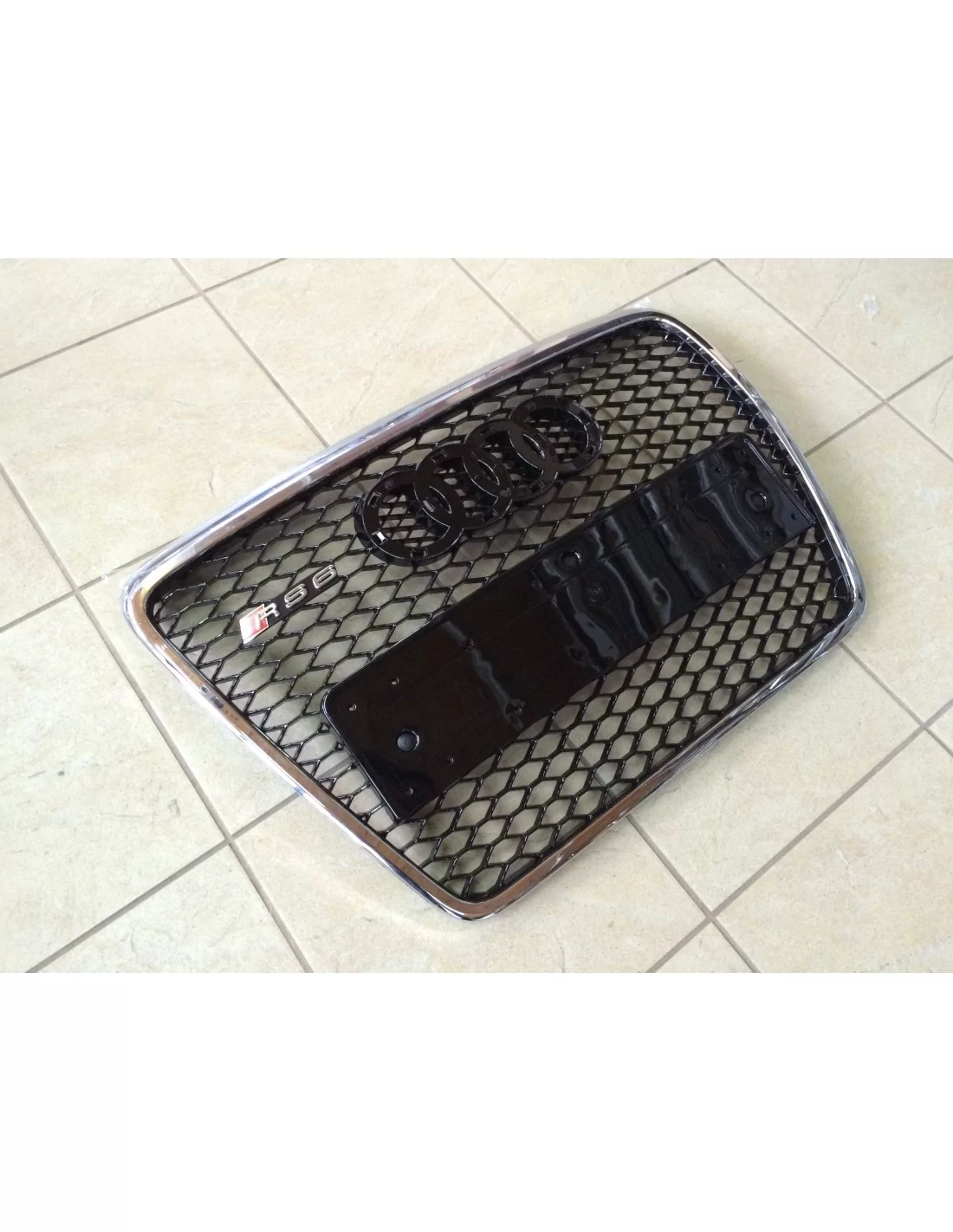 - Audi - Pour Audi A6 C6 2004-2011 Grille de radiateur Grille avant en RS6 Chrome - 3 - Améliorez votre Audi A6 C6 (2004-2011)   - Audi - Pour Audi A6 C6 2004-2011 Grille de radiateur Grille avant en RS6 Chrome - 3 - Améliorez votre Audi A6 C6 (2004-2011)