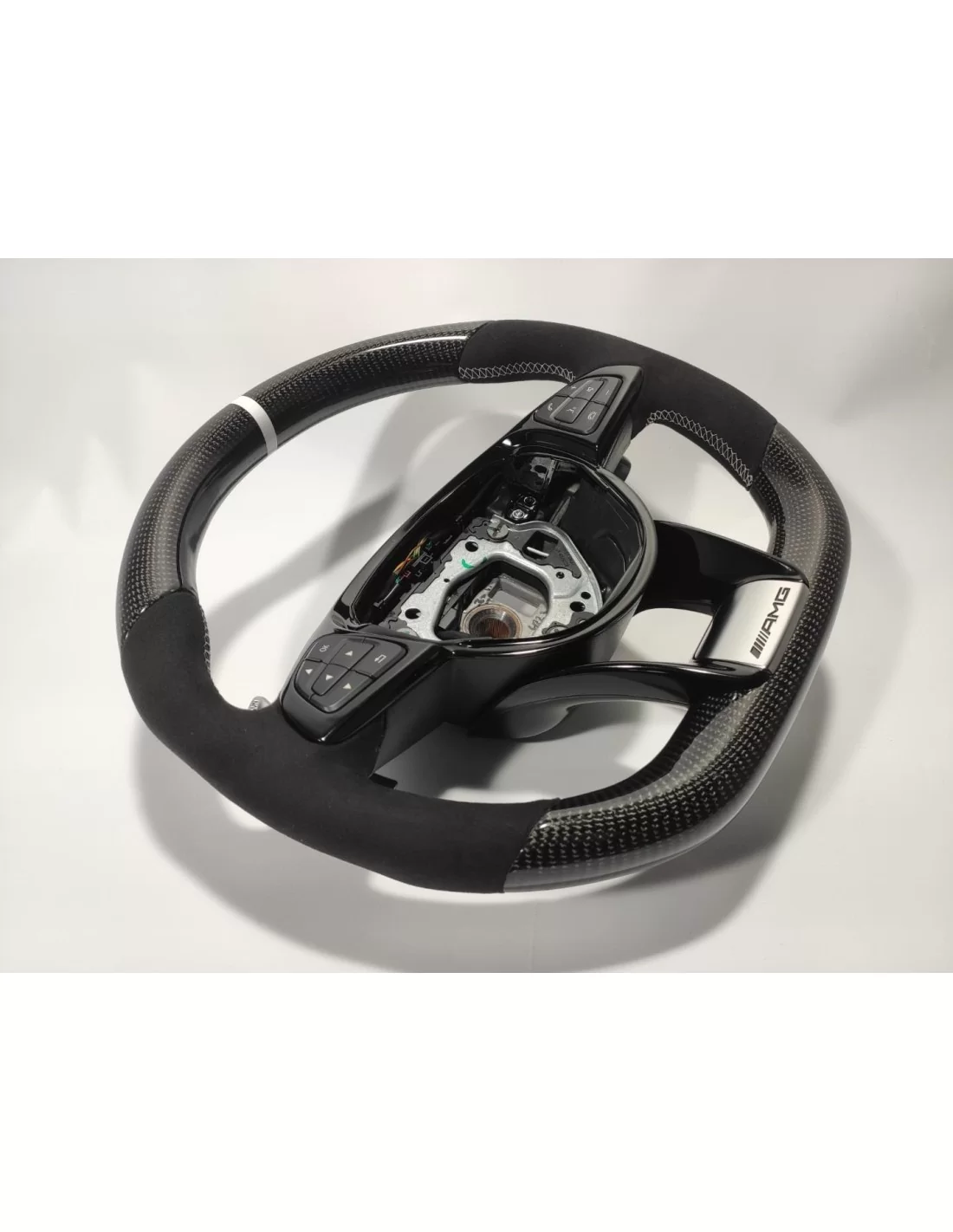 - Steering Wheels - Mercedes-Benz A B S V CLA GLA GLE GLS GLC Volante Carbono Alcantara - 11 - Comprar Mercedes-Benz A B S V GL - Steering Wheels - Mercedes-Benz A B S V CLA GLA GLE GLS GLC Volante Carbono Alcantara - 11 - Comprar Mercedes-Benz A B S V GL
