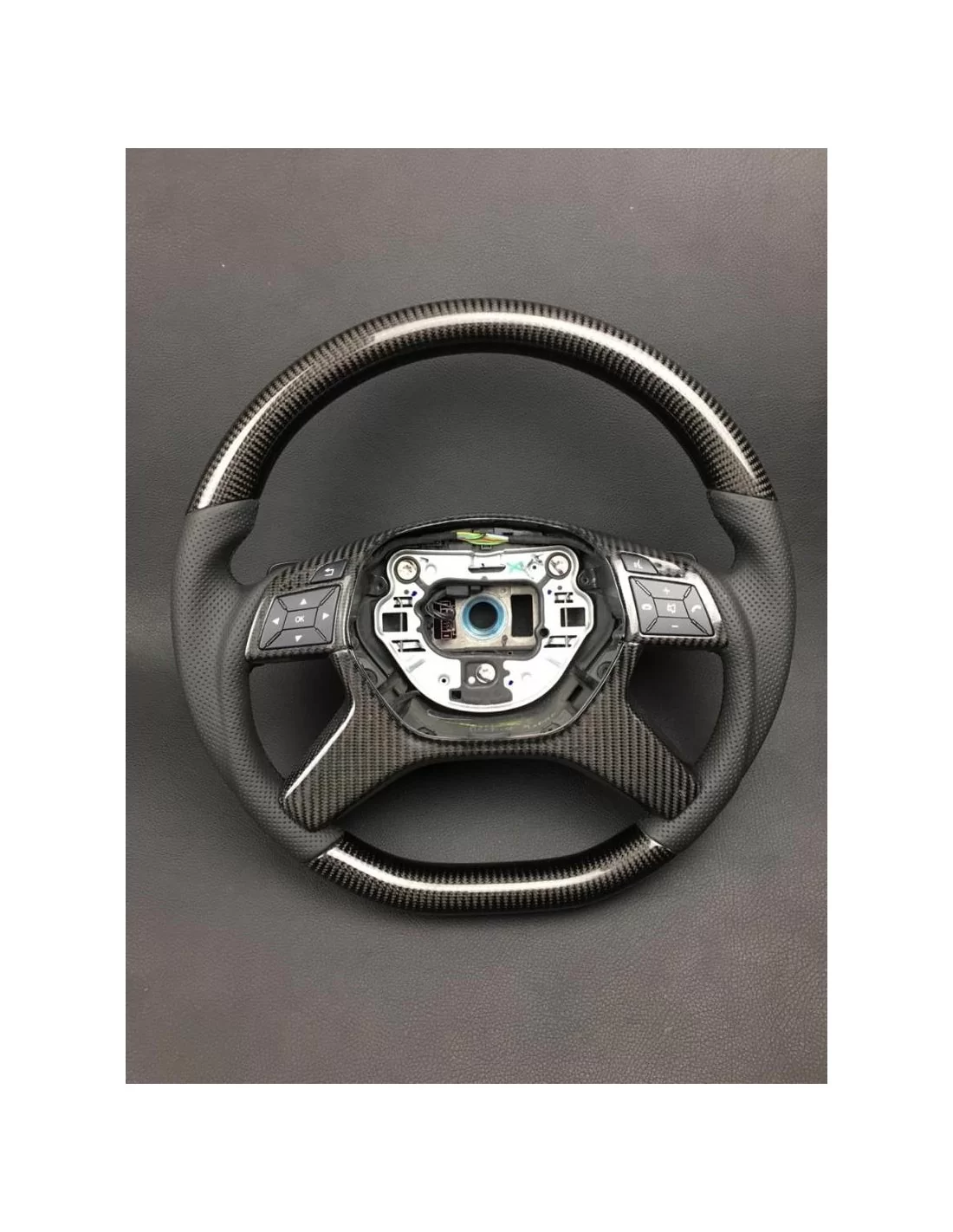  - Steering Wheels - Kierownica z włókna węglowego do Mercedes-Benz G-Class W463 W166 W212 E-Class GL ML - 5 - Kierownica z włók