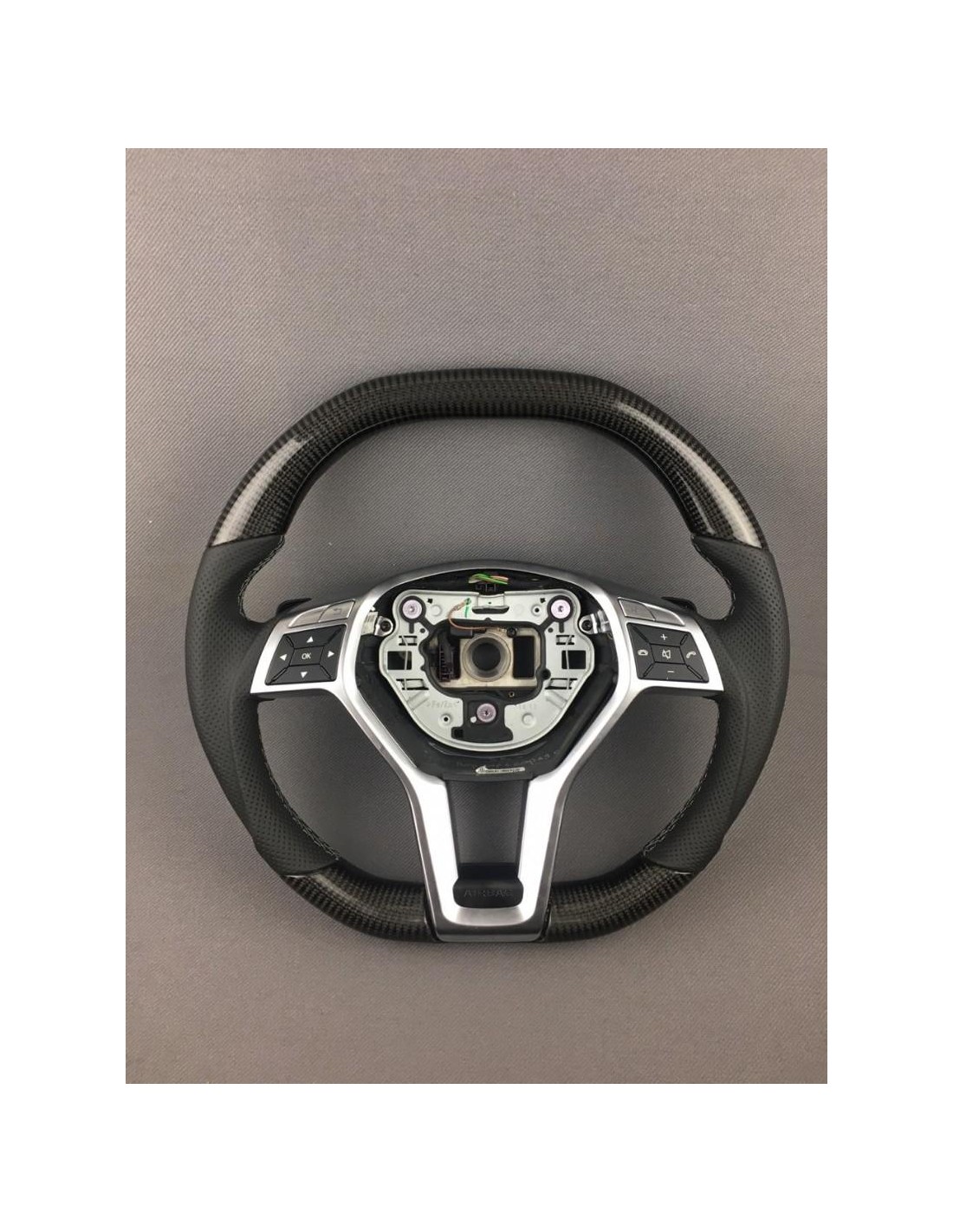 - Steering Wheels - Carbon fiber AMG Steering Wheel for Mercedes-Benz C-Class E-Class W207 W204 W212 W218 - 1 - Enhance your Me - Steering Wheels - Carbon fiber AMG Steering Wheel for Mercedes-Benz C-Class E-Class W207 W204 W212 W218 - 1 - Enhance your Me