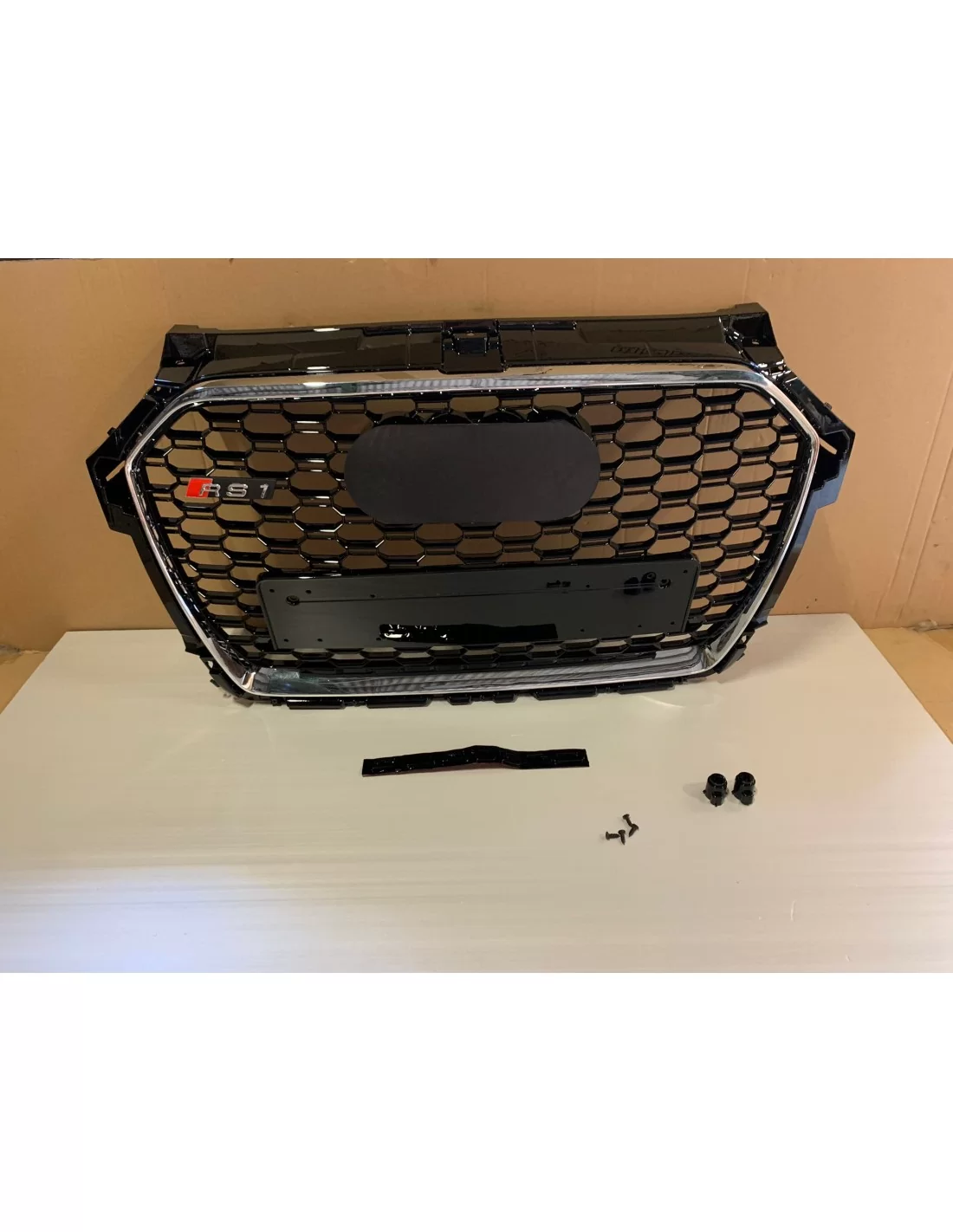 - Audi - For Audi A1 2015-2018 8X grille honeycomb grille front grille in RS1 look black chrome - 2 - Buy the Audi A1 2015-2018 - Audi - For Audi A1 2015-2018 8X grille honeycomb grille front grille in RS1 look black chrome - 2 - Buy the Audi A1 2015-2018
