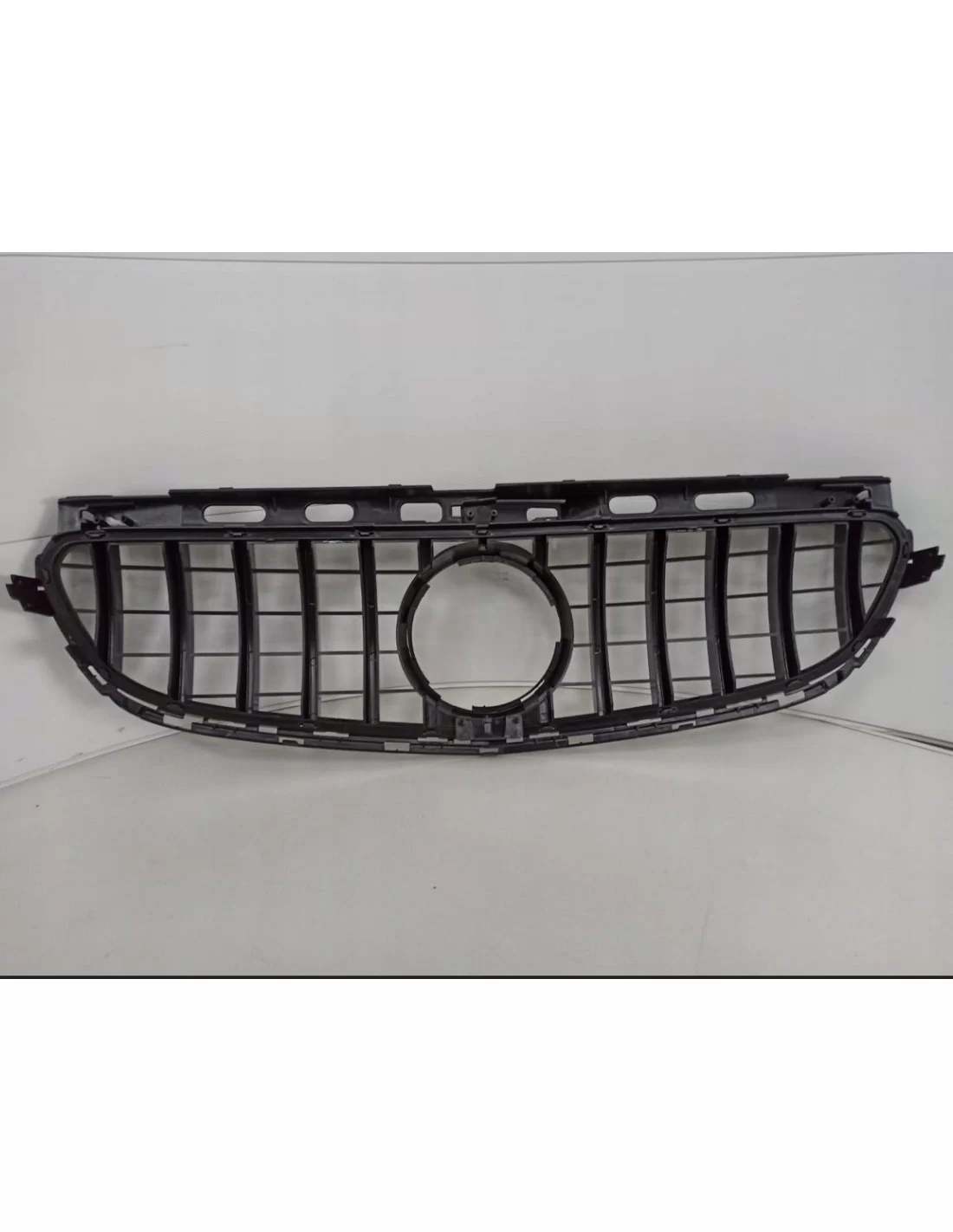 - Mercedes-Benz - Grill for Mercedes E-CLASS W212 13-16 GT Chrome black - 4 - Add aggressive elegance to your E-Class W212 (201 - Mercedes-Benz - Grill for Mercedes E-CLASS W212 13-16 GT Chrome black - 4 - Add aggressive elegance to your E-Class W212 (201
