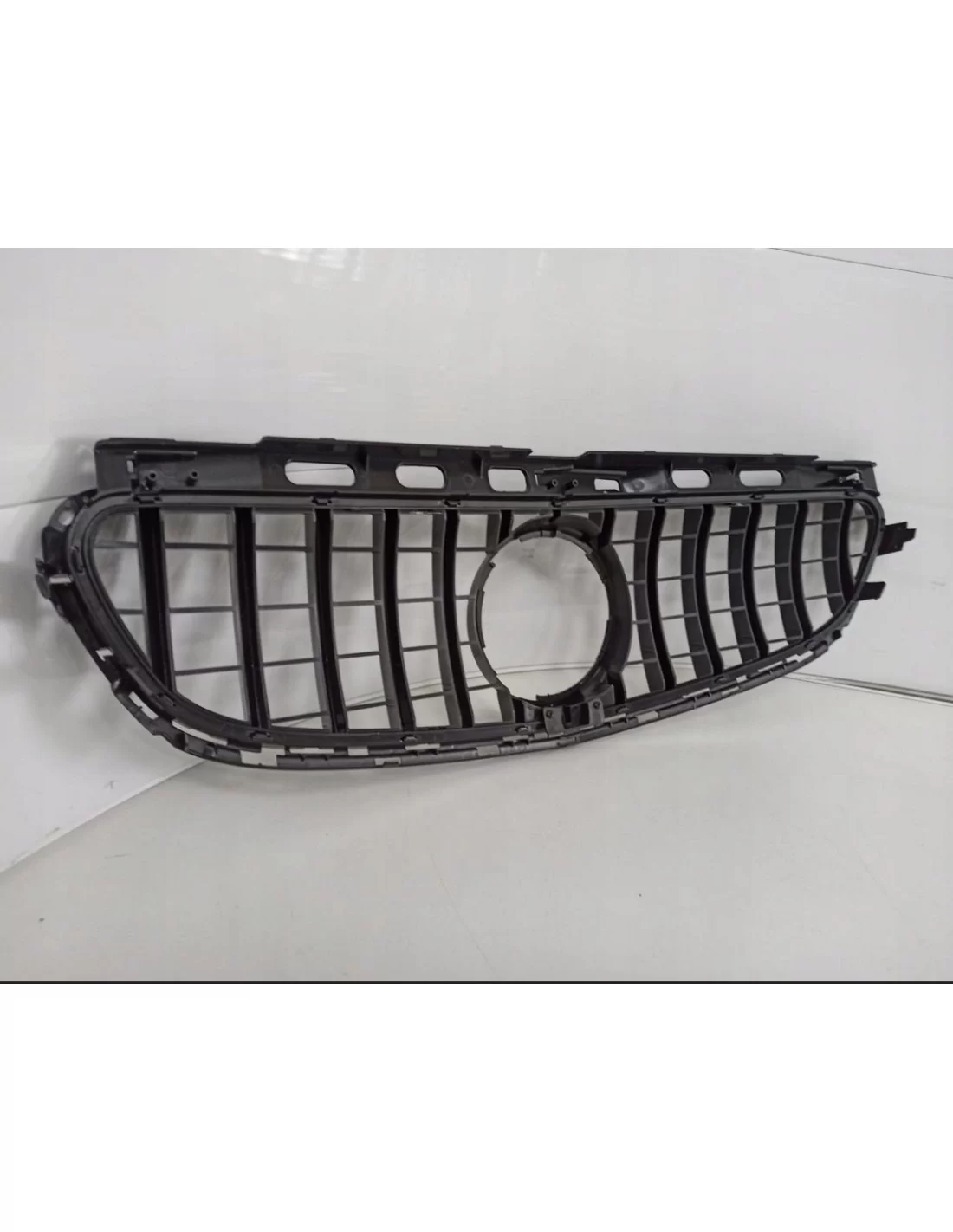 - Mercedes-Benz - Grill for Mercedes E-CLASS W212 13-16 GT Chrome black - 5 - Add aggressive elegance to your E-Class W212 (201 - Mercedes-Benz - Grill for Mercedes E-CLASS W212 13-16 GT Chrome black - 5 - Add aggressive elegance to your E-Class W212 (201