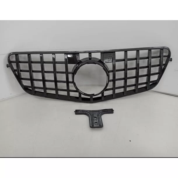  - Mercedes Benz - Kratka przednia do Mercedes E-CLASS W212 GT BLACK 09-13 - 3 - Ten czarny grill GT dodaje odważnego, sportoweg