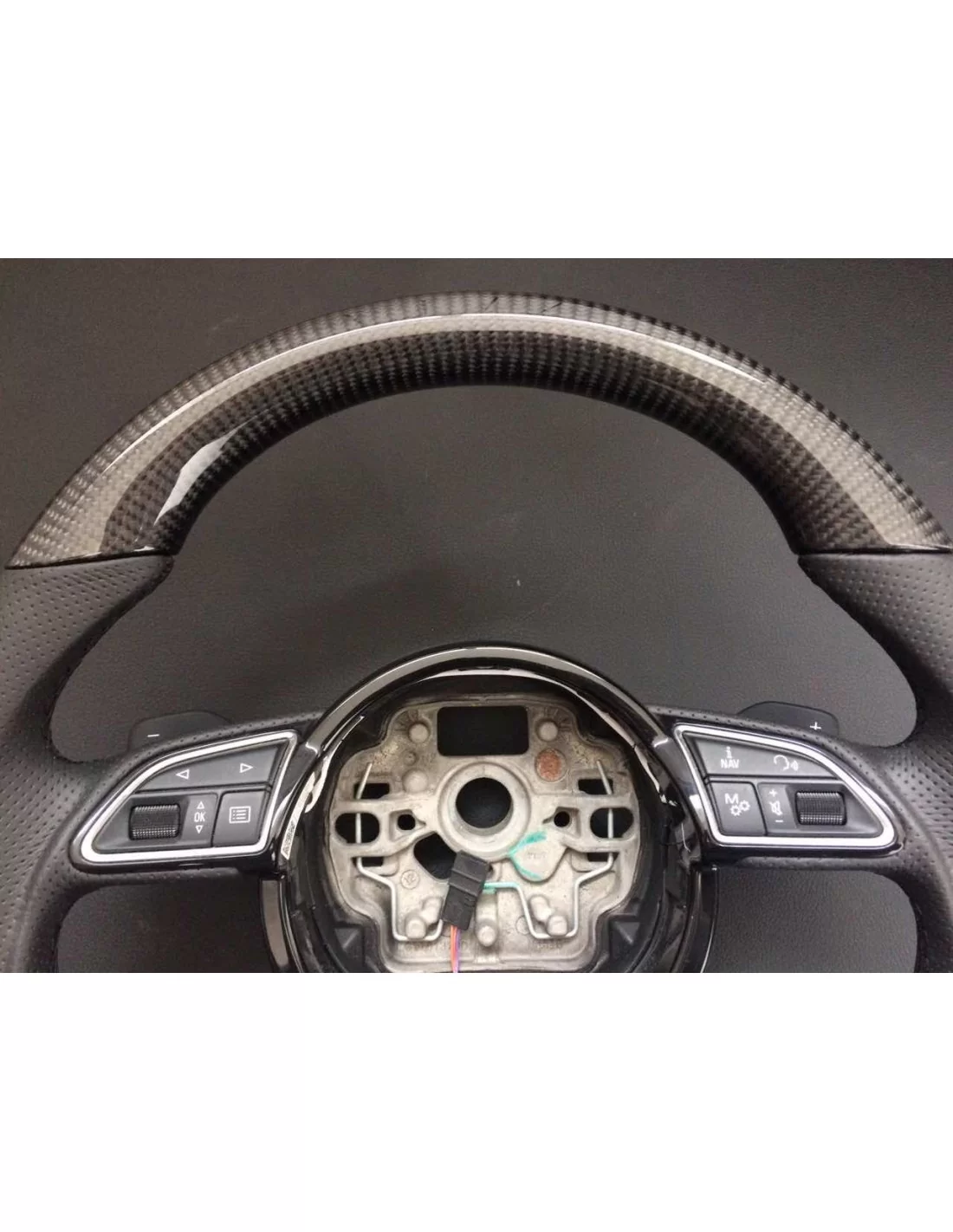 - Steering Wheels - Audi RS6 RS4 RS5 RS7 SQ5 S4 S5 Stuur Carbon Leer - 3 - Audi RS6 RS4 RS5 RS7 SQ5 S4 S5 Stuur Carbon Leer kop  - Steering Wheels - Audi RS6 RS4 RS5 RS7 SQ5 S4 S5 Stuur Carbon Leer - 3 - Audi RS6 RS4 RS5 RS7 SQ5 S4 S5 Stuur Carbon Leer kop