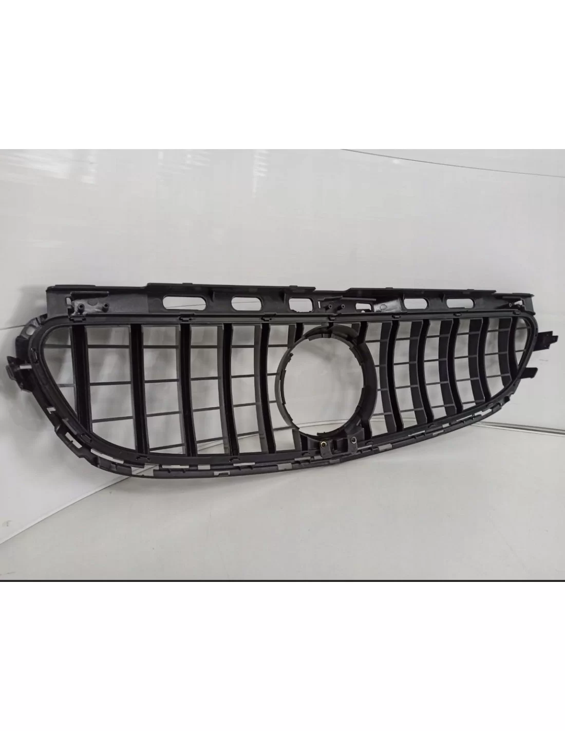 - Mercedes-Benz - Grill for Mercedes E-CLASS W212 14-16 GT BLACK+camera - 3 - Upgrade your E-Class W212 (2014-2016) with a GT b - Mercedes-Benz - Grill for Mercedes E-CLASS W212 14-16 GT BLACK+camera - 3 - Upgrade your E-Class W212 (2014-2016) with a GT b