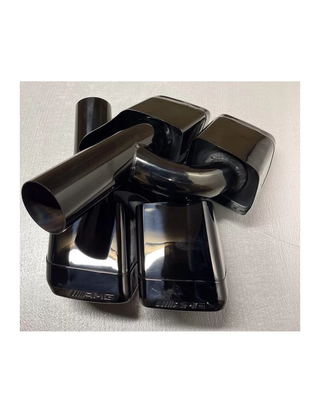 - Mercedes-Benz - Exhaust tips for Mercedec W212 style AMG black - 2 - Add sleek sophistication with AMG-style black exhaust ti  - Mercedes-Benz - Exhaust tips for Mercedec W212 style AMG black - 2 - Add sleek sophistication with AMG-style black exhaust ti