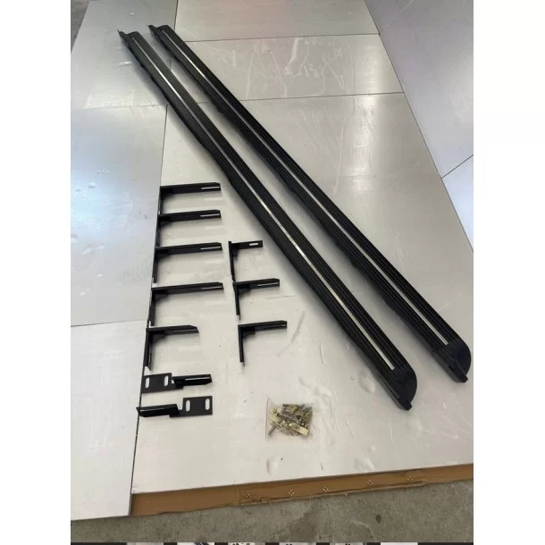 Marchepieds pour Mercedes Vito W447 version courte Mercedes Benz, Mercedes-Benz V-class, Vito, Side Skirts Mercedes Benz