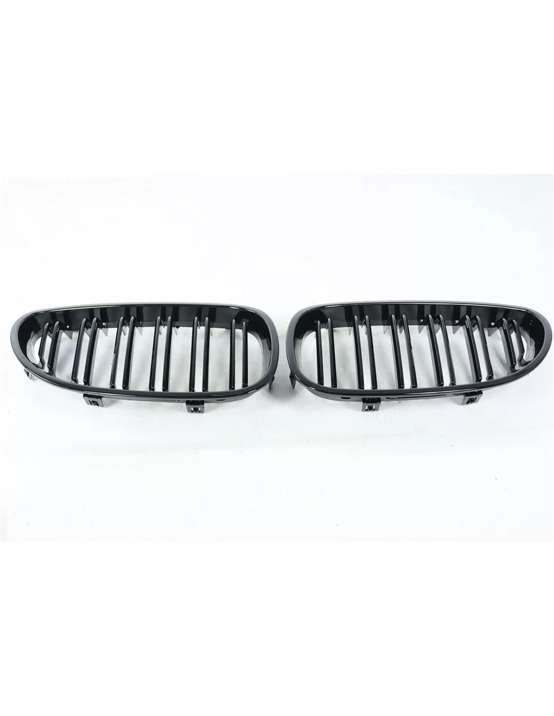  - BMW - Rejilla Kidney BMW 5 E60 2003-2010 negro brillante - 1 - ¡Eleve su BMW E60 con nuestra parrilla de riñón negro brillant