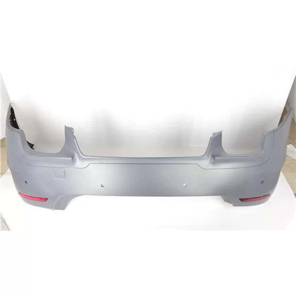  - BMW - Bumper BMW 5 F10 (10+) M5 stijl achteraan - 1 - Upgrade je BMW F10 met onze achterbumper in M5-stijl! Verbeter de prest