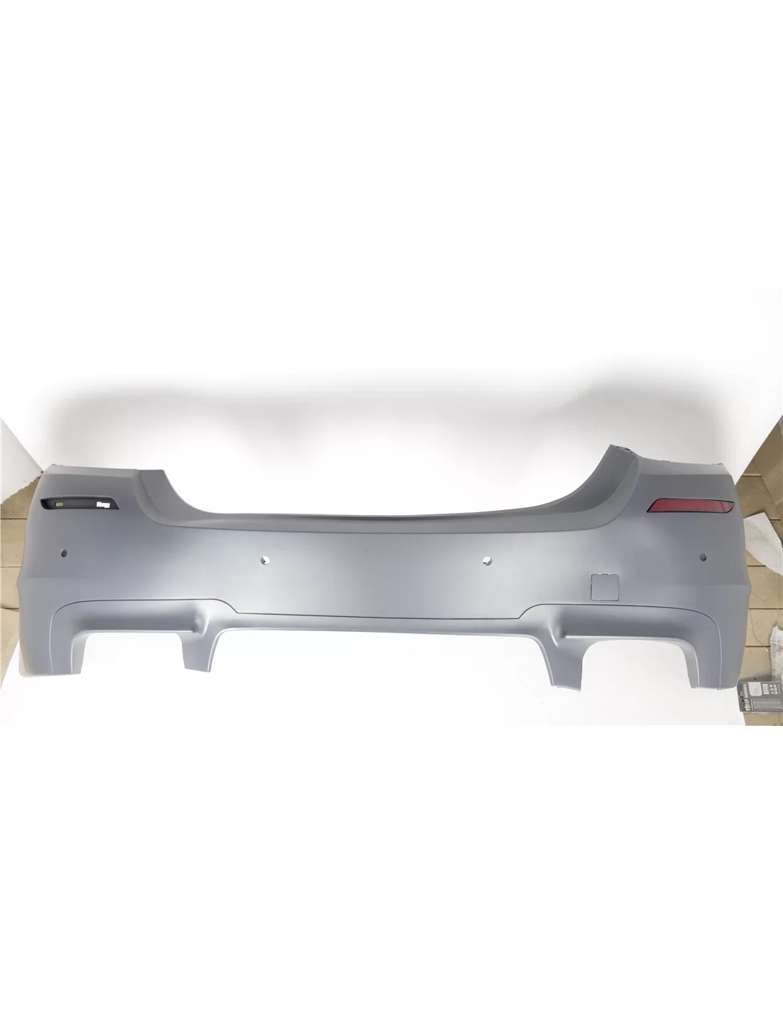  - BMW - REAR Stoßstange BMW 5 F10 (10+) M5 style - 14 - Rüsten Sie Ihren BMW F10 mit unserer Heckstoßstange im M5-Stil auf! Ver