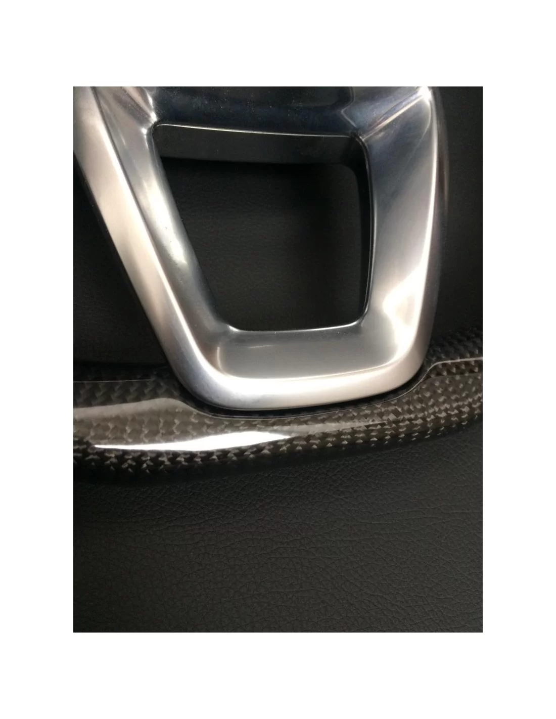 - Volante - Volante Audi Q7 Cuero Carbono - 4 - ¡Consiga el volante de cuero de carbono para Audi Q7 en Tuneverse! Eleve el int - Volante - Volante Audi Q7 Cuero Carbono - 4 - ¡Consiga el volante de cuero de carbono para Audi Q7 en Tuneverse! Eleve el int