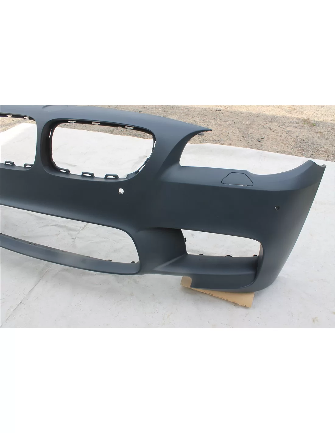  - BMW - Бампер BMW F10 2010-2013 в стилі M5 - 2 - Покрасьте зовнішній вигляд свого BMW F10 з нашим бампером у стилі M5! Ідеальн