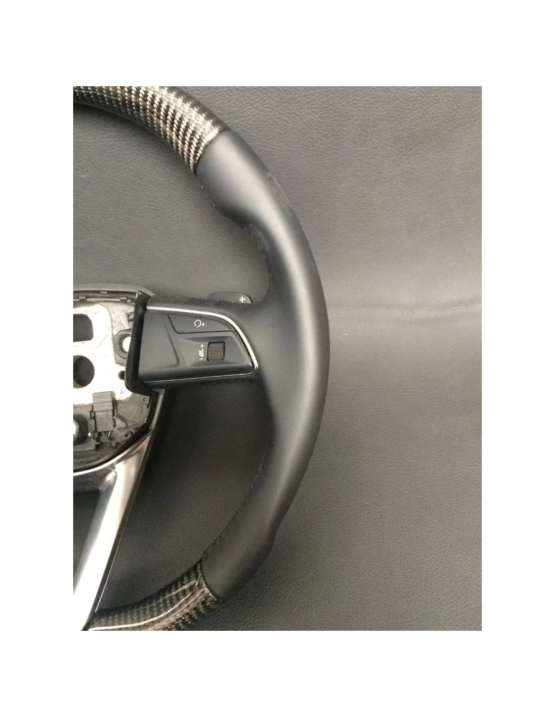 - Volante - Volante Audi Q7 Cuero Carbono - 6 - ¡Consiga el volante de cuero de carbono para Audi Q7 en Tuneverse! Eleve el int - Volante - Volante Audi Q7 Cuero Carbono - 6 - ¡Consiga el volante de cuero de carbono para Audi Q7 en Tuneverse! Eleve el int