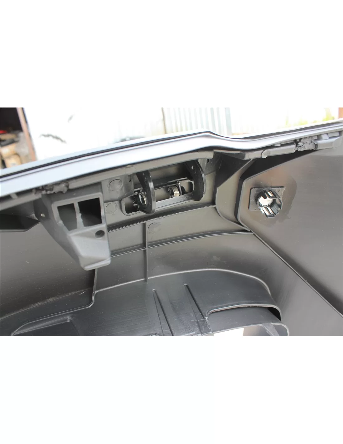  - BMW - Бампер BMW F10 2010-2013 в стилі M5 - 9 - Покрасьте зовнішній вигляд свого BMW F10 з нашим бампером у стилі M5! Ідеальн
