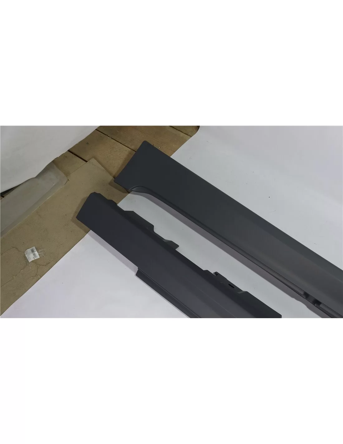  - BMW - BMW F10 F11 POKRYWY PODŁOGI w stylu M5 - 4 - Ulepsz swoje BMW F10 F11 dzięki naszym powierzchniom progowym w stylu M5, 