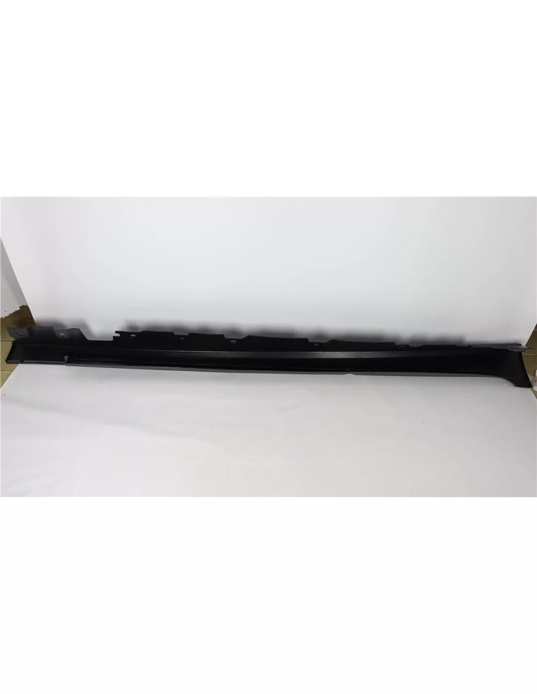  - BMW - Bmw F10 F11 Schwellerhalter M-tech Style - 1 - Veredeln Sie Ihren BMW F10 F11 mit unseren Sillage-Dreschern im M-Tech-S