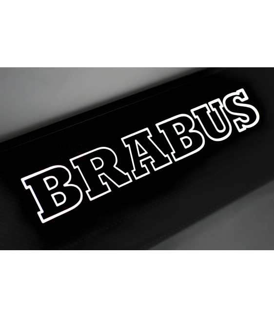 Fixação da porta traseira BRABUS LOGO em carbono LED para Mercedes W463A