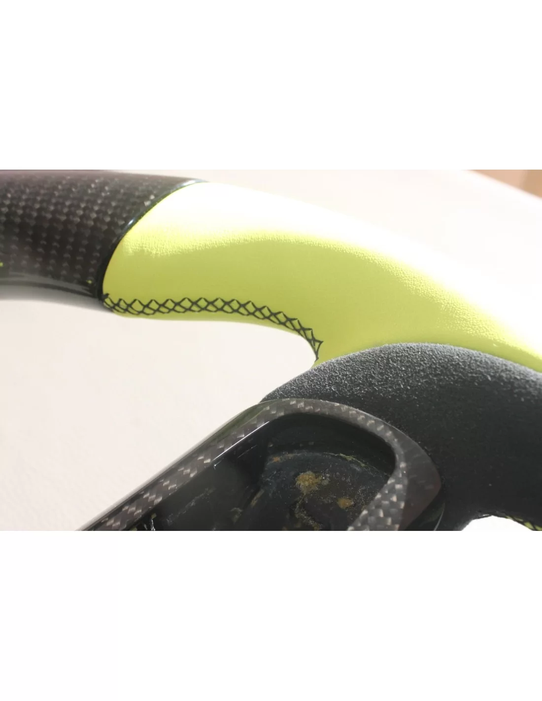 - Steering Wheels - Volante Audi R8 Couro Carbono Alcantara - 9 - Descubra o Volante Audi R8 em Couro Carbono Alcantara na Tune - Steering Wheels - Volante Audi R8 Couro Carbono Alcantara - 9 - Descubra o Volante Audi R8 em Couro Carbono Alcantara na Tune