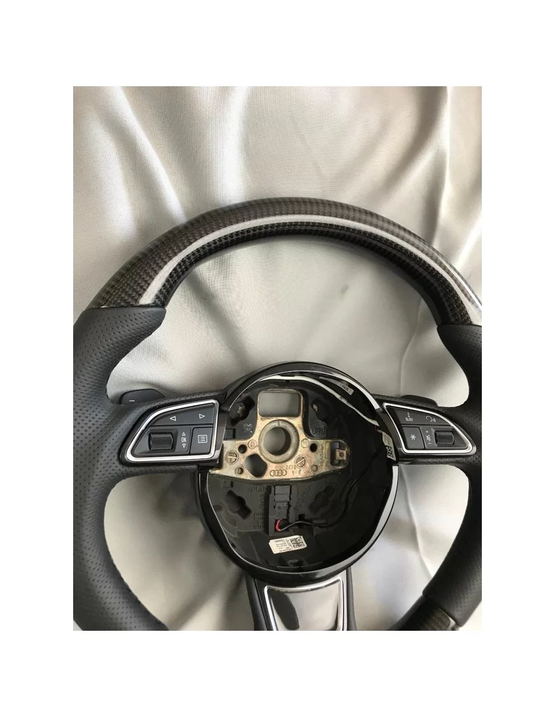  - Steering Wheels - Audi A6 A7 A8 Steering Wheel Carbon Leather - 4 - Shop Audi A6 A7 A8 Steering Wheel Carbon Leather at Tunev