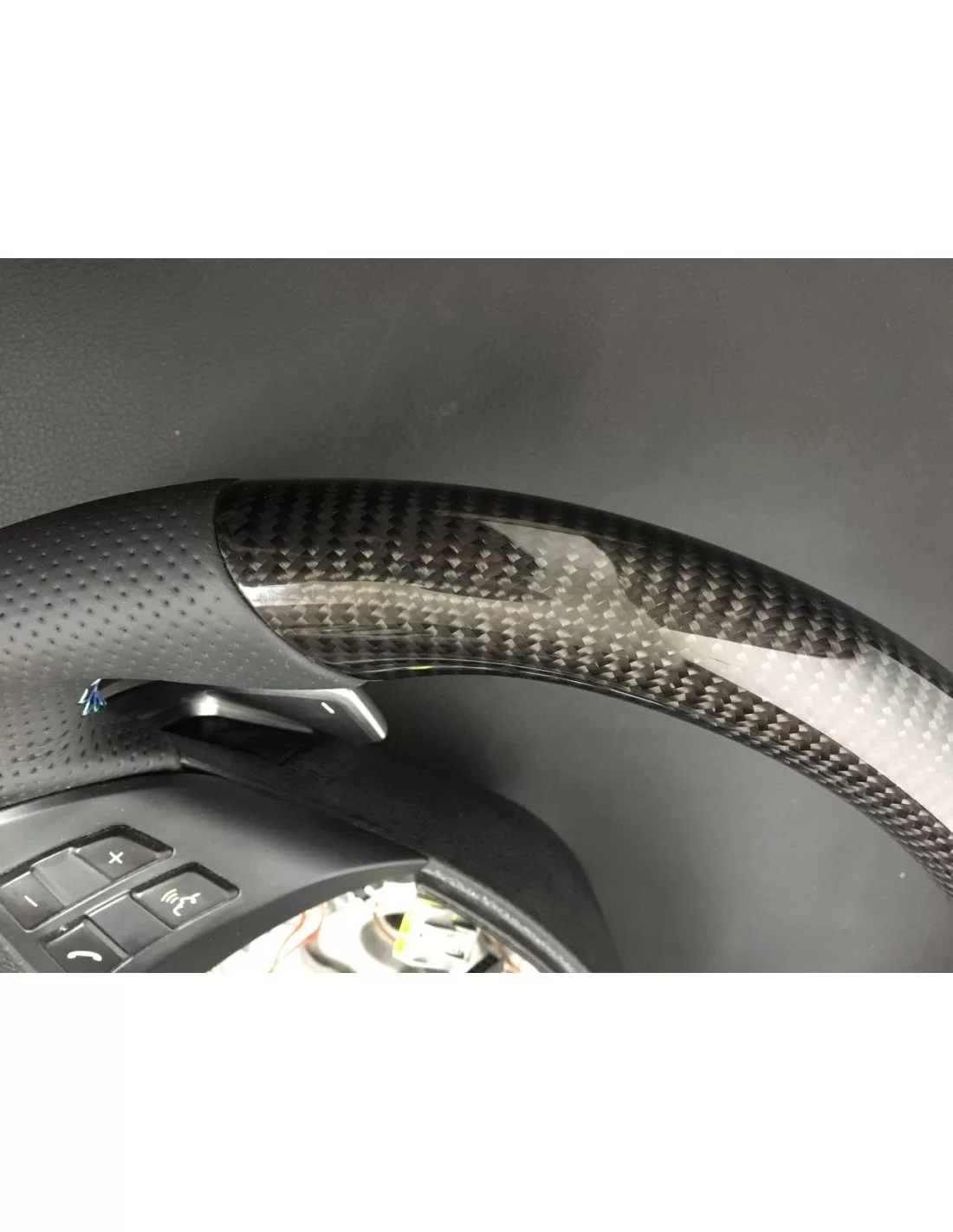 - Volante - BMW E70 E71 Volante de cuero de carbono M-pack - 6 - ¡Descubra BMW E70 E71 Volante Cuero Carbono M-pack en Tunevers - Volante - BMW E70 E71 Volante de cuero de carbono M-pack - 6 - ¡Descubra BMW E70 E71 Volante Cuero Carbono M-pack en Tunevers