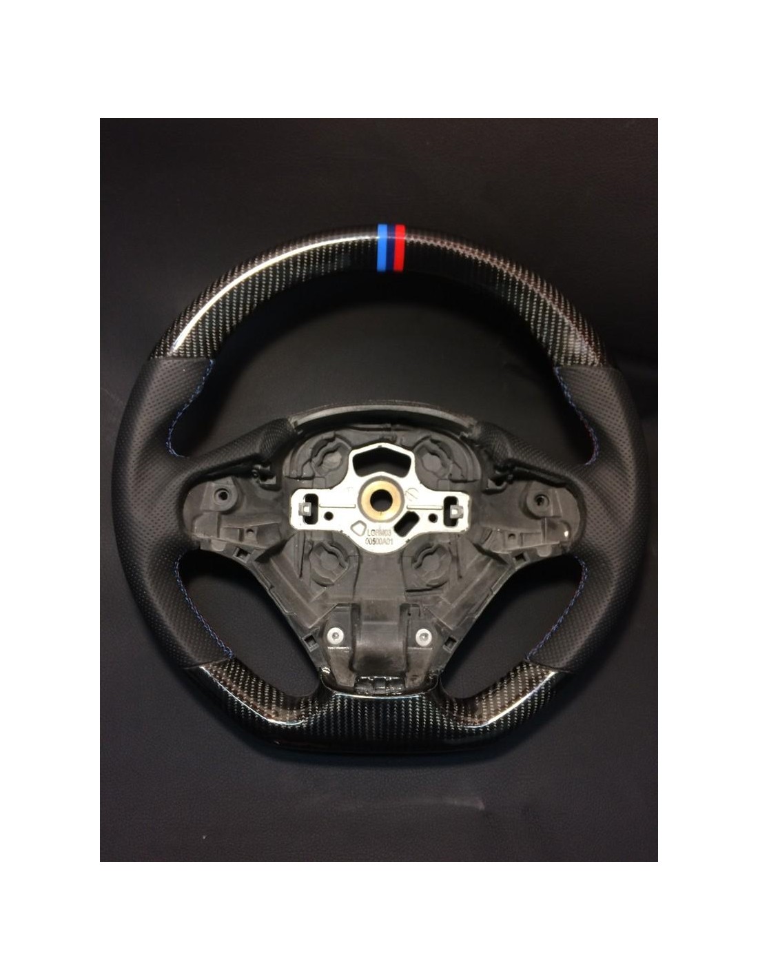 - Steering Wheels - BMW F30 F31 F15 F16 Volante em pele de carbono - 1 - Obtenha o seu Volante BMW F30 F31 F15 F16 em Couro Car - Steering Wheels - BMW F30 F31 F15 F16 Volante em pele de carbono - 1 - Obtenha o seu Volante BMW F30 F31 F15 F16 em Couro Car