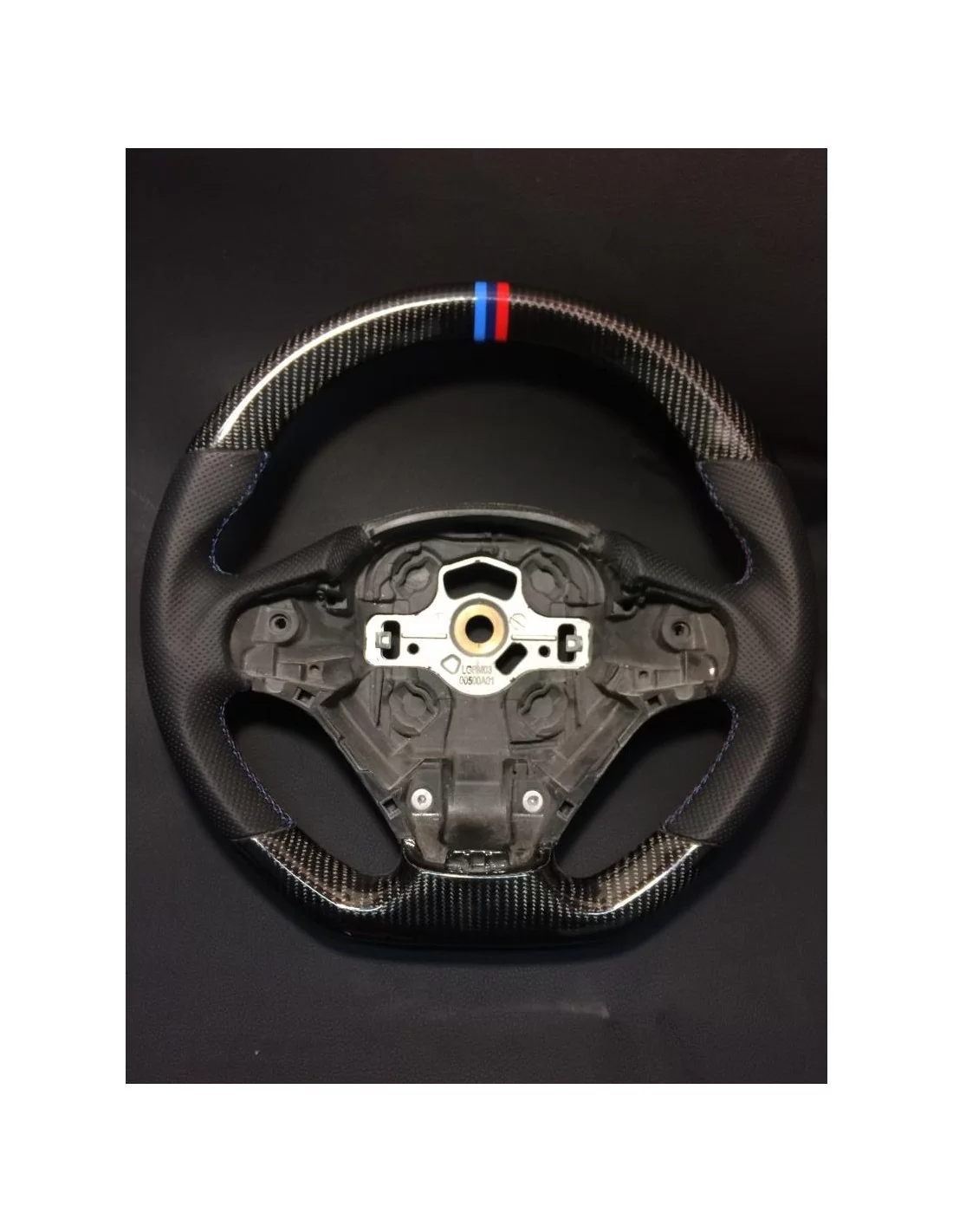 - Steering Wheels - BMW F30 F31 F15 F16 Volante em pele de carbono - 1 - Obtenha o seu Volante BMW F30 F31 F15 F16 em Couro Car - Steering Wheels - BMW F30 F31 F15 F16 Volante em pele de carbono - 1 - Obtenha o seu Volante BMW F30 F31 F15 F16 em Couro Car