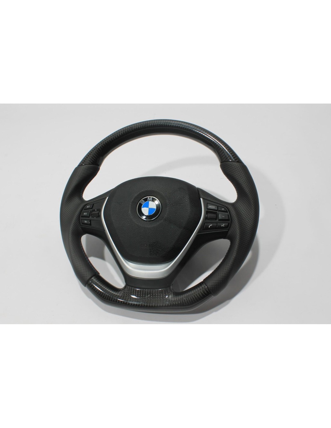  - Steering Wheels - BMW F30 F31 F15 F16 Stuur Carbon Leder - 1 - Ontdek het BMW F30 F31 F15 F16 Stuur Carbon Leder bij Tunevers