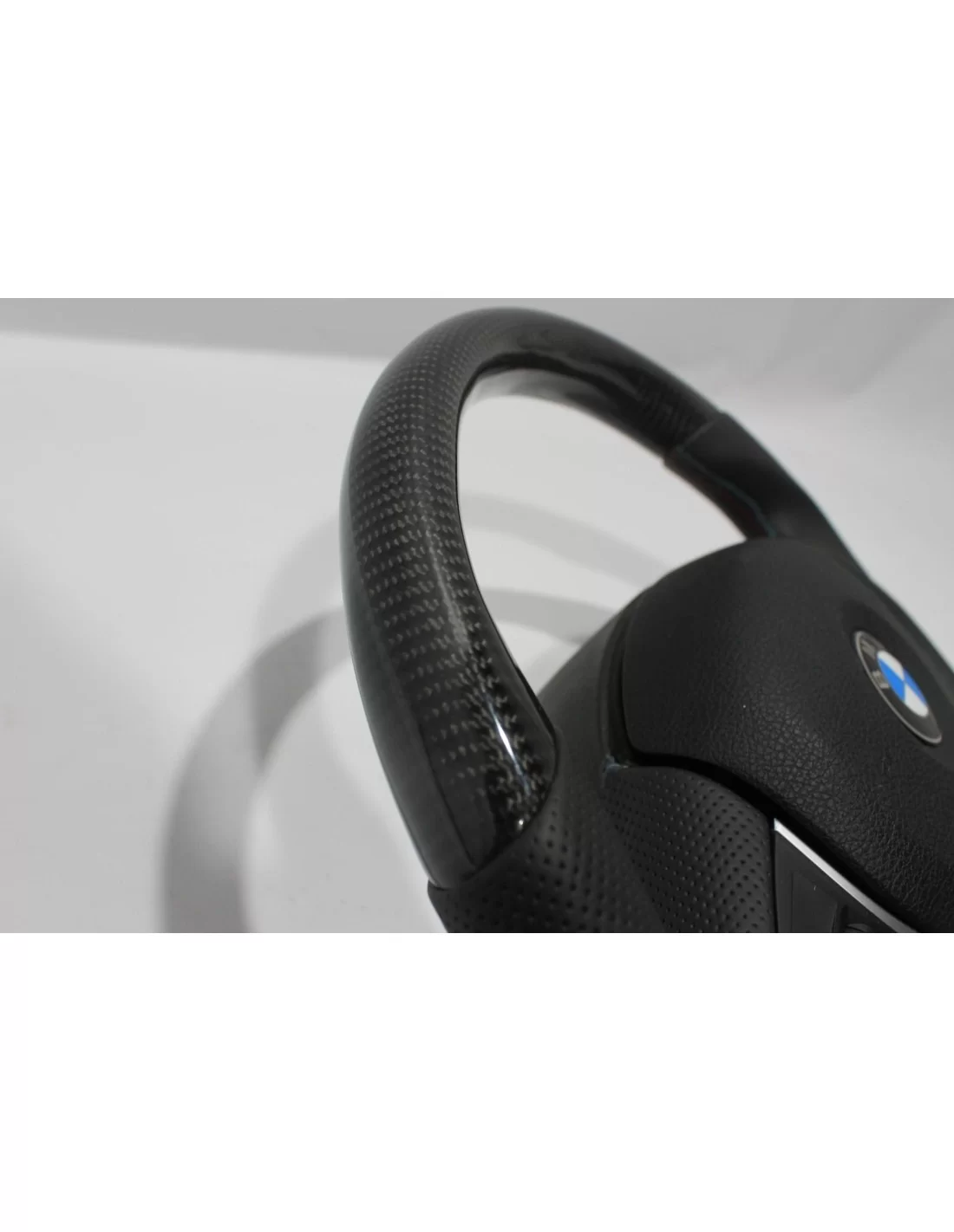 - Steering Wheels - BMW F30 F31 F15 F16 Volante em pele de carbono - 7 - Descubra o volante BMW F30 F31 F15 F16 em pele de carb - Steering Wheels - BMW F30 F31 F15 F16 Volante em pele de carbono - 7 - Descubra o volante BMW F30 F31 F15 F16 em pele de carb