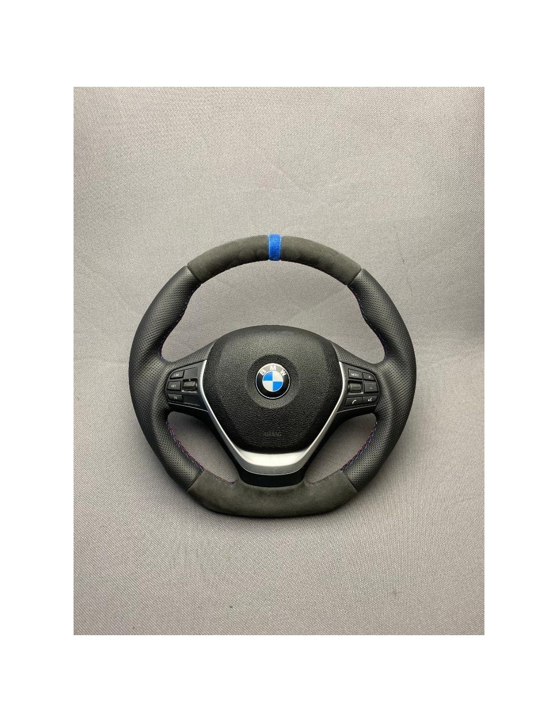  - Steering Wheels - BMW F30 F22 F32 F33 X5 X6 Volante Couro Alcantara - 1 - Actualize o seu BMW com o F30 F22 F32 F33 X5 X6 Vol