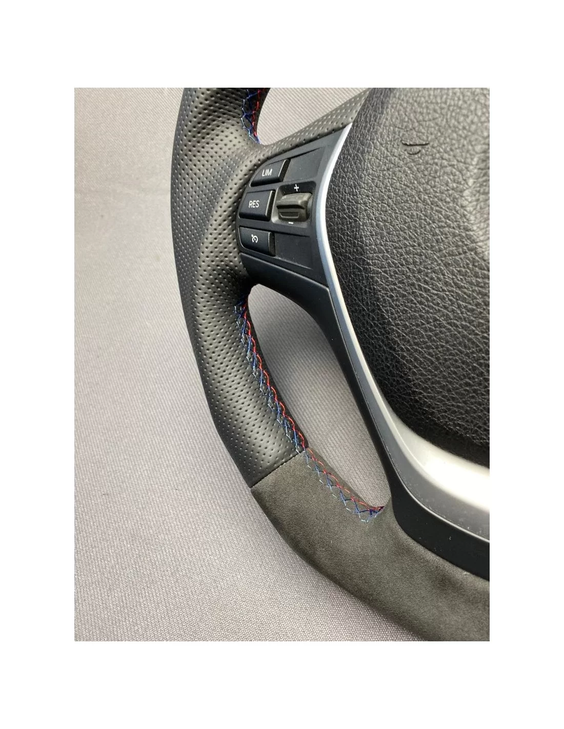  - Steering Wheels - BMW F30 F22 F32 F33 X5 X6 kierownica skóra alcantara - 4 - BMW F30 F22 F32 F33 X5 X6 kierownica skóra alcan