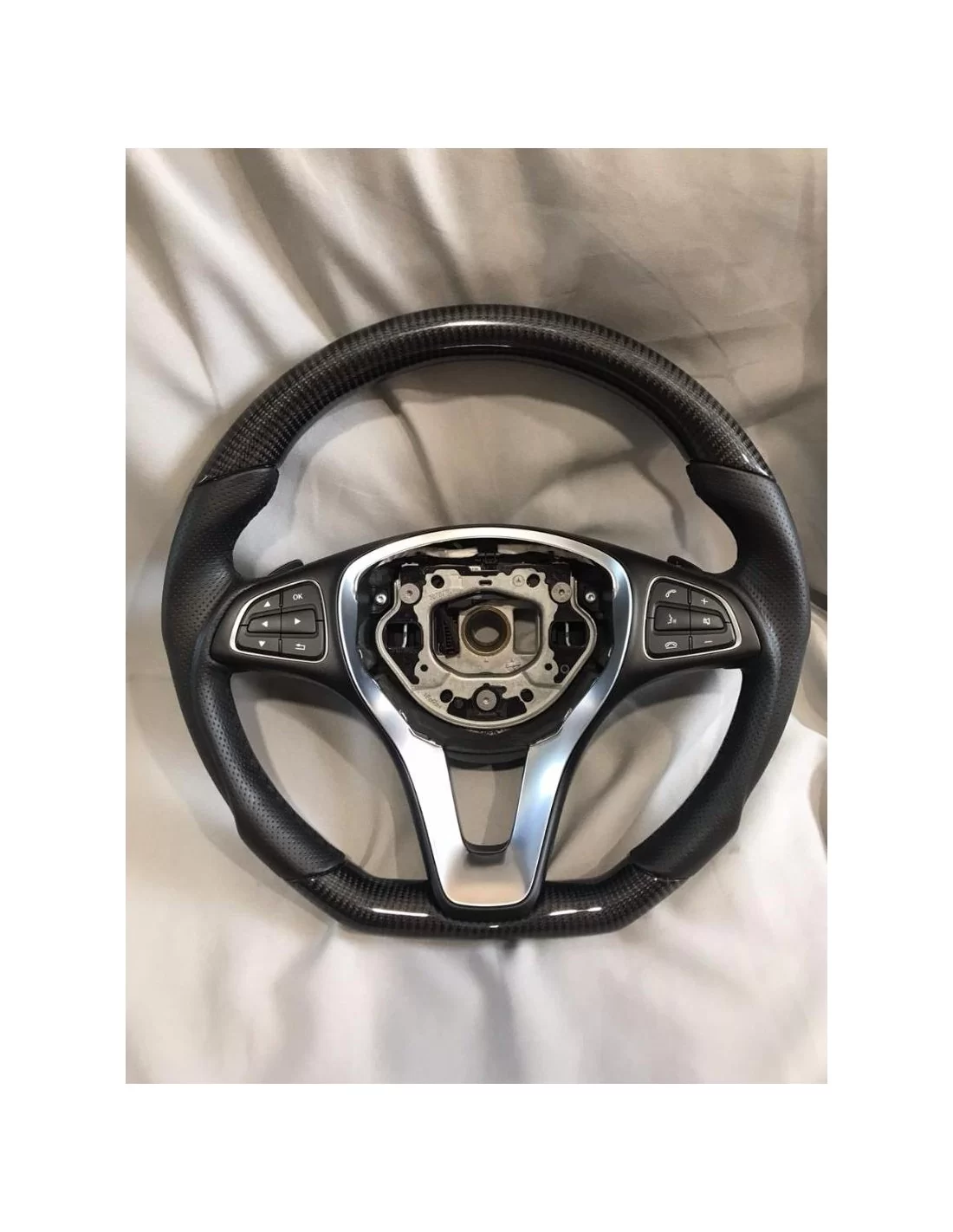 - Steering Wheels - Kierownica Mercedes-Benz GLE GLC GLS C CLA W205 W292 X166 w kolorze fortepianowej czerni ze skórą - 3 - Kie - Steering Wheels - Kierownica Mercedes-Benz GLE GLC GLS C CLA W205 W292 X166 w kolorze fortepianowej czerni ze skórą - 3 - Kie