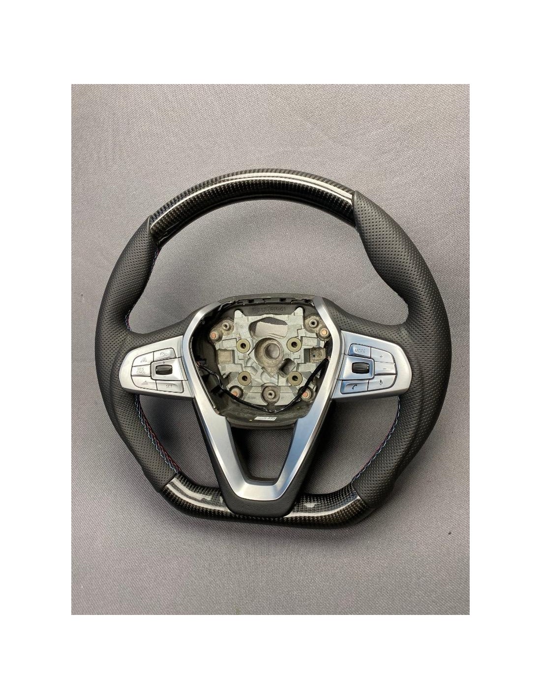 - Steering Wheels - BMW G30 G20 2003-2007 Volante em pele de carbono - 1 - Compre o Volante BMW G30 G20 2003-2007 em Couro Carb - Steering Wheels - BMW G30 G20 2003-2007 Volante em pele de carbono - 1 - Compre o Volante BMW G30 G20 2003-2007 em Couro Carb