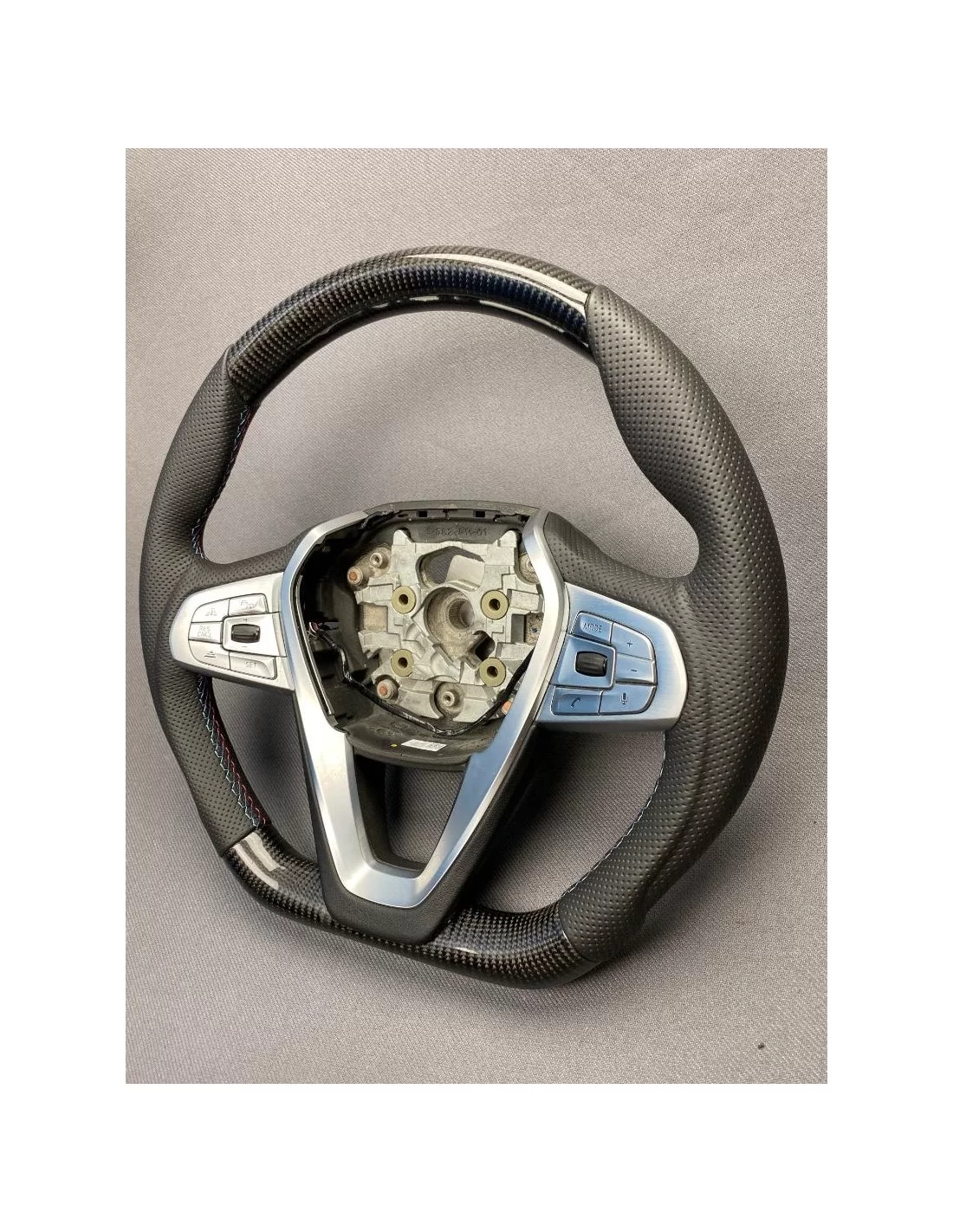  - Steering Wheels - Кермо BMW G30 G20 2003-2007 Карбонова шкіра - 4 - Купуйте карбонову шкіру керма BMW G30 G20 2003-2007 на Tu