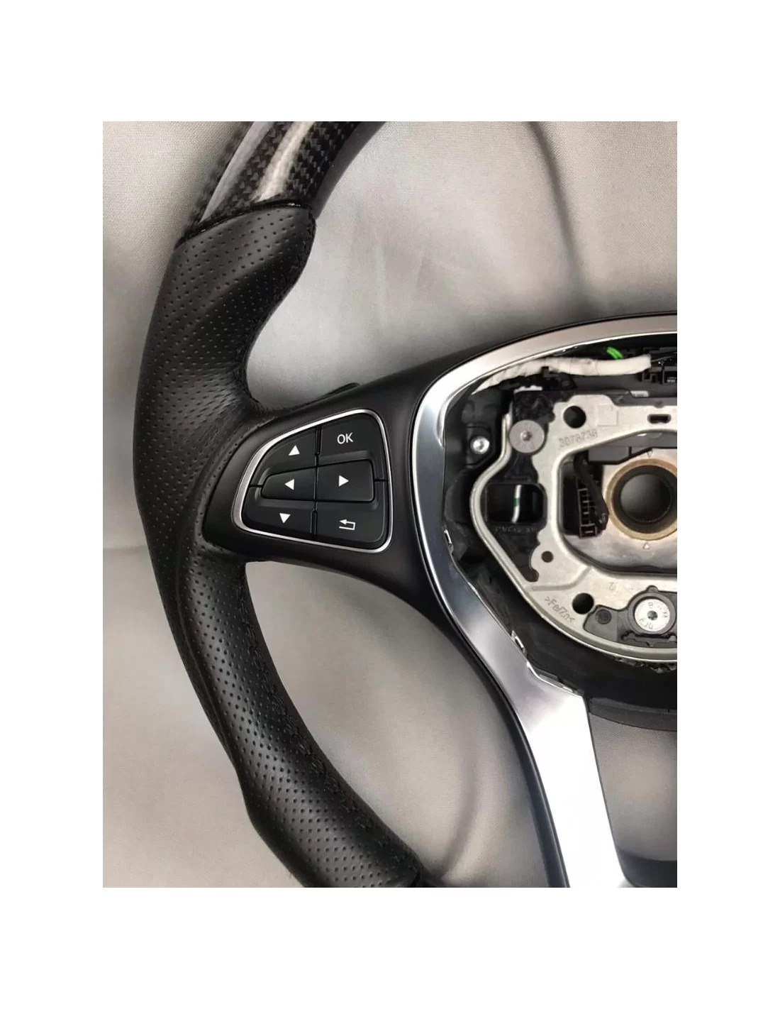 - Steering Wheels - Kierownica Mercedes-Benz GLE GLC GLS C CLA W205 W292 X166 w kolorze fortepianowej czerni ze skórą - 7 - Kie - Steering Wheels - Kierownica Mercedes-Benz GLE GLC GLS C CLA W205 W292 X166 w kolorze fortepianowej czerni ze skórą - 7 - Kie