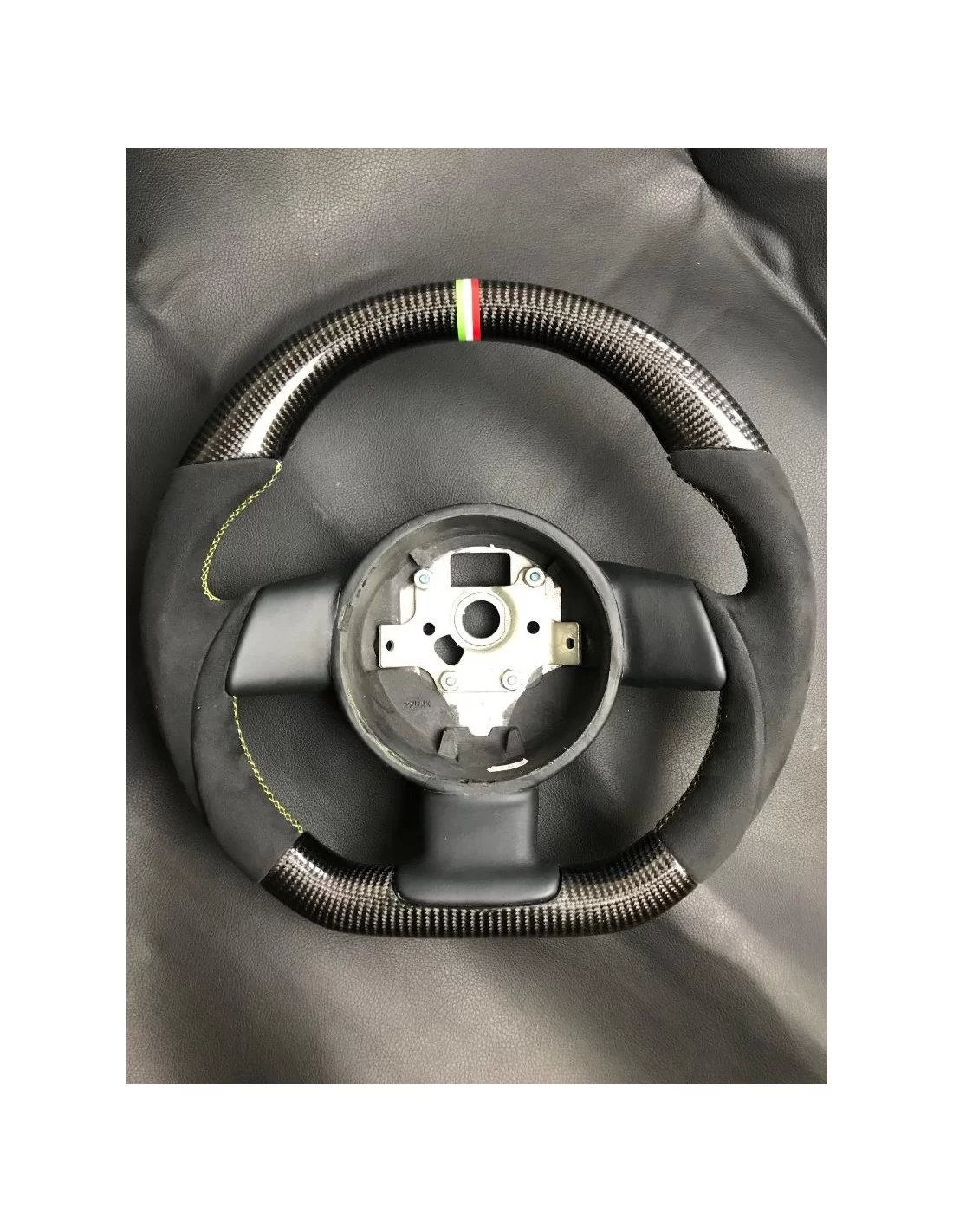  - Steering Wheels - Lamborghini Gallardo LP540 LP560 Volante Carbono Alcantara - 1 - Actualize o seu Lamborghini Gallardo LP540