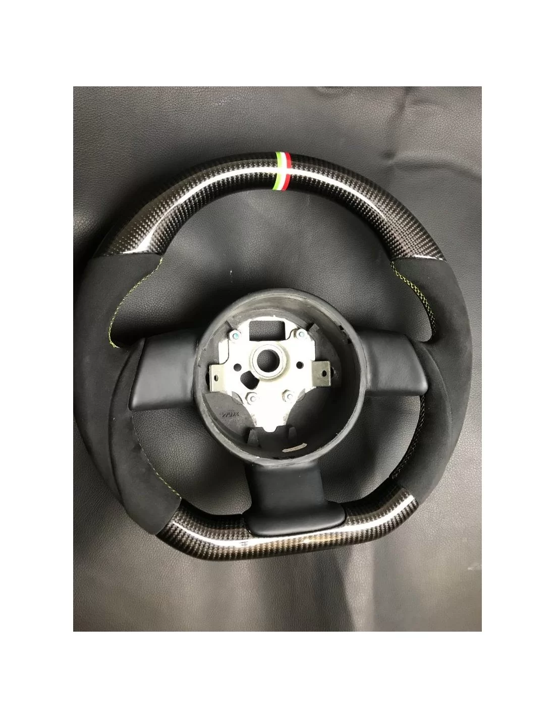  - Steering Wheels - Lamborghini Gallardo LP540 LP560 Volante Carbono Alcantara - 3 - Actualize o seu Lamborghini Gallardo LP540