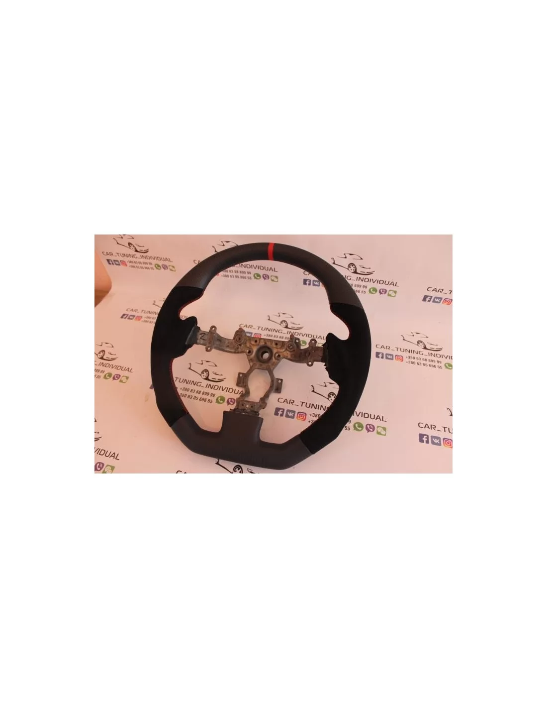  - Steering Wheels - Kierownica Nissan GT-R Carbon Alcantara - 2 - Kierownica Nissan GT-R Carbon Alcantara