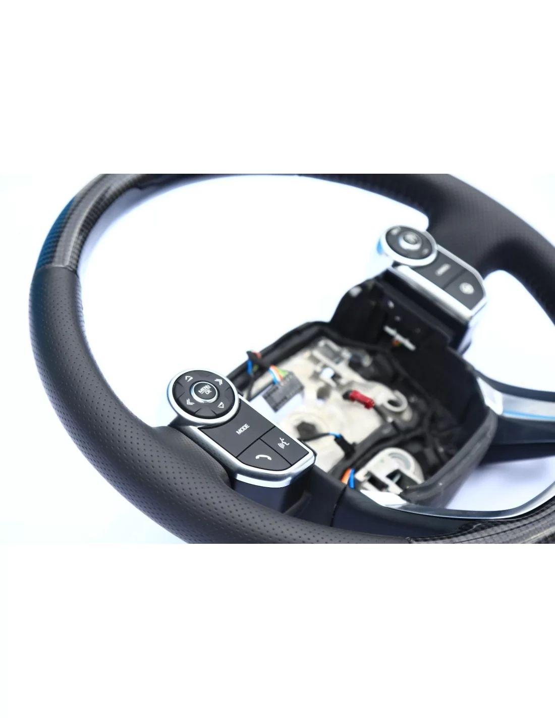 - Steering Wheels - Range Rover Sport Stuur Carbon Leer - 7 - Verhoog uw rijervaring met het carbon lederen stuurwiel van de Ra - Steering Wheels - Range Rover Sport Stuur Carbon Leer - 7 - Verhoog uw rijervaring met het carbon lederen stuurwiel van de Ra
