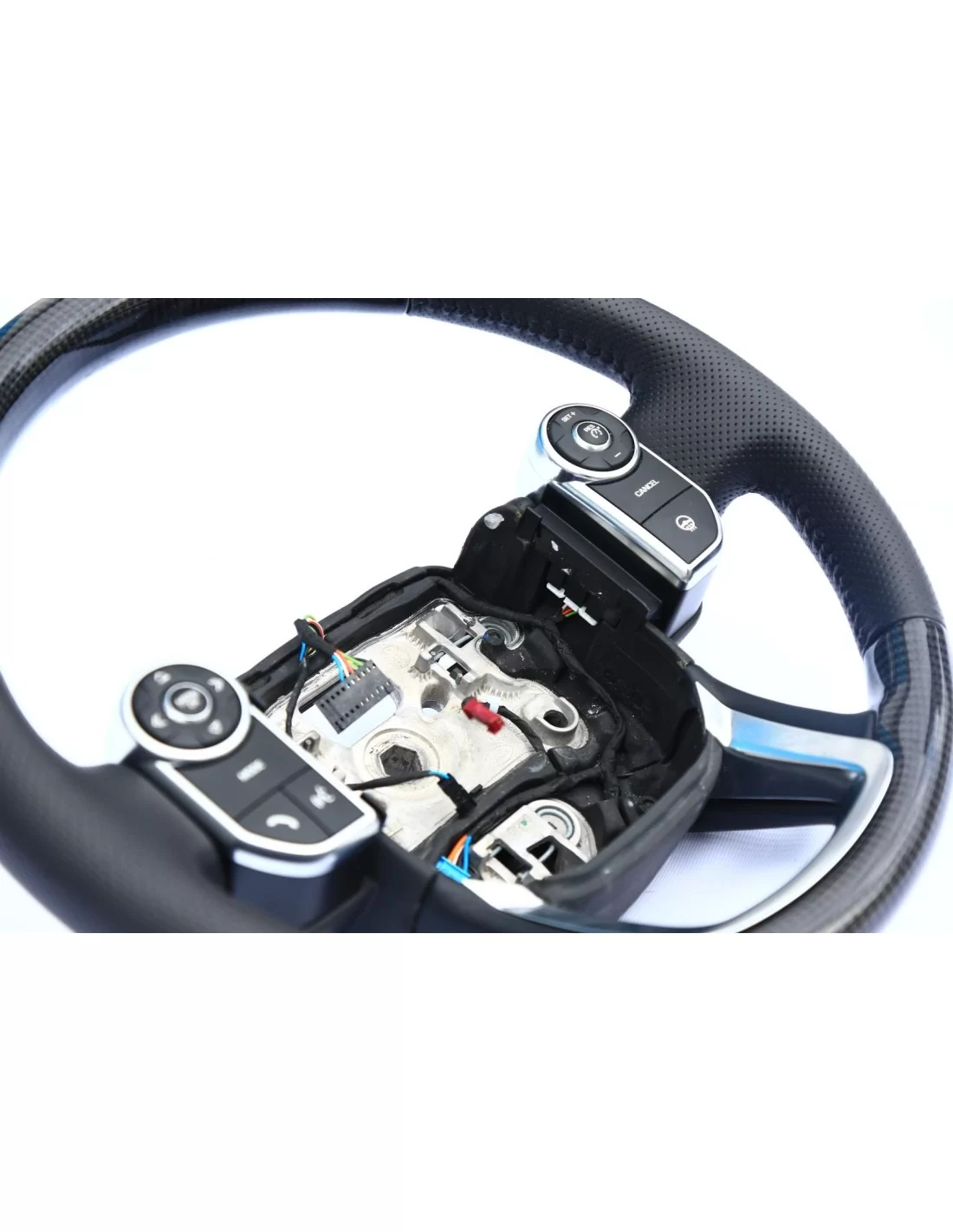 - Steering Wheels - Range Rover Sport Stuur Carbon Leer - 8 - Verhoog uw rijervaring met het carbon lederen stuurwiel van de Ra - Steering Wheels - Range Rover Sport Stuur Carbon Leer - 8 - Verhoog uw rijervaring met het carbon lederen stuurwiel van de Ra