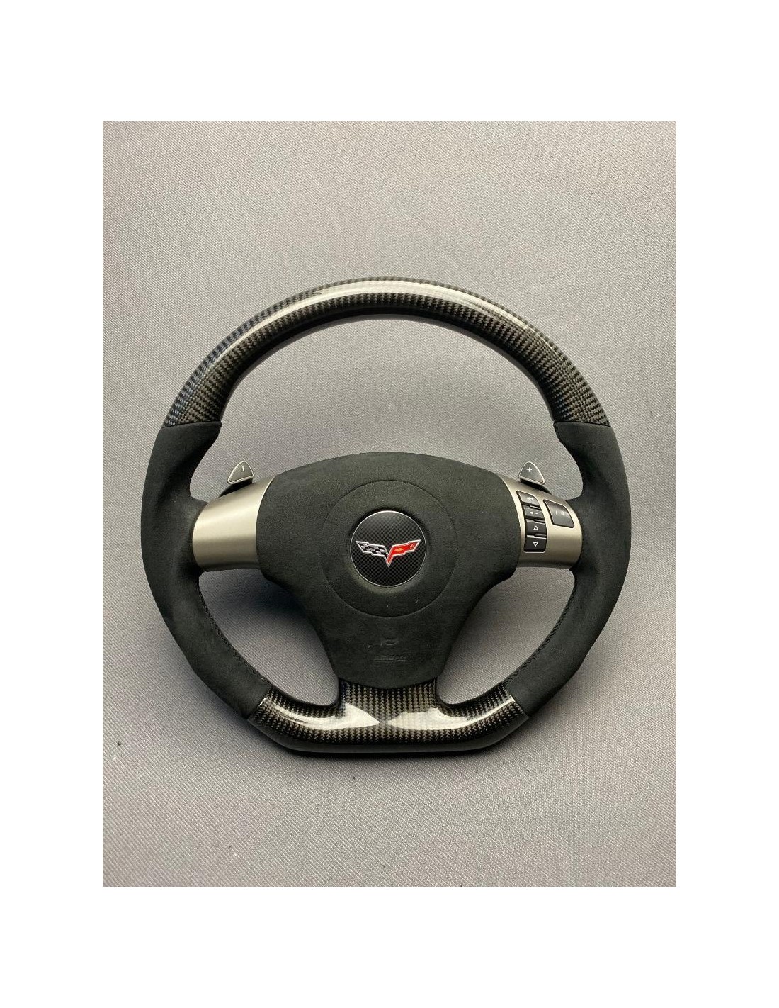 - Steering Wheels - Chevrolet Corvette С6 Volante Carbono Alcantara - 1 - Transforme a sua experiência de condução com o Volant - Steering Wheels - Chevrolet Corvette С6 Volante Carbono Alcantara - 1 - Transforme a sua experiência de condução com o Volant
