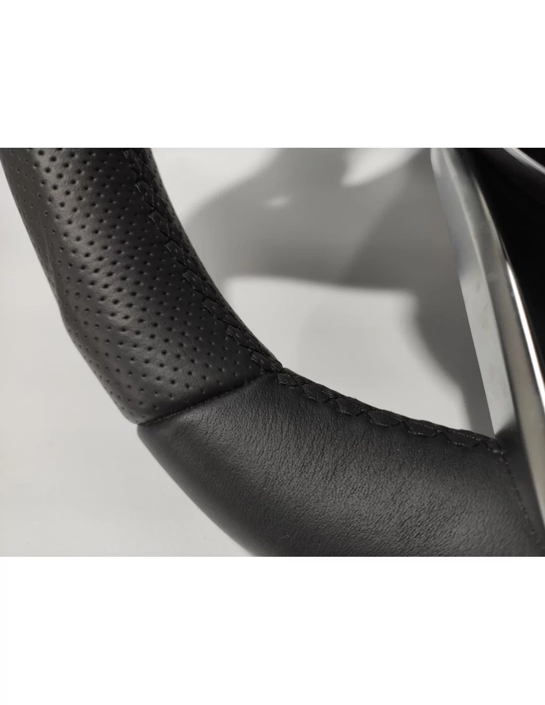  - Steering Wheels - Mercedes-Benz GLE GLC GLS C CLA W205 W166 X166 Stuur Zwart Pianoleder - 7 - Breid uw Mercedes-Benz uit met 