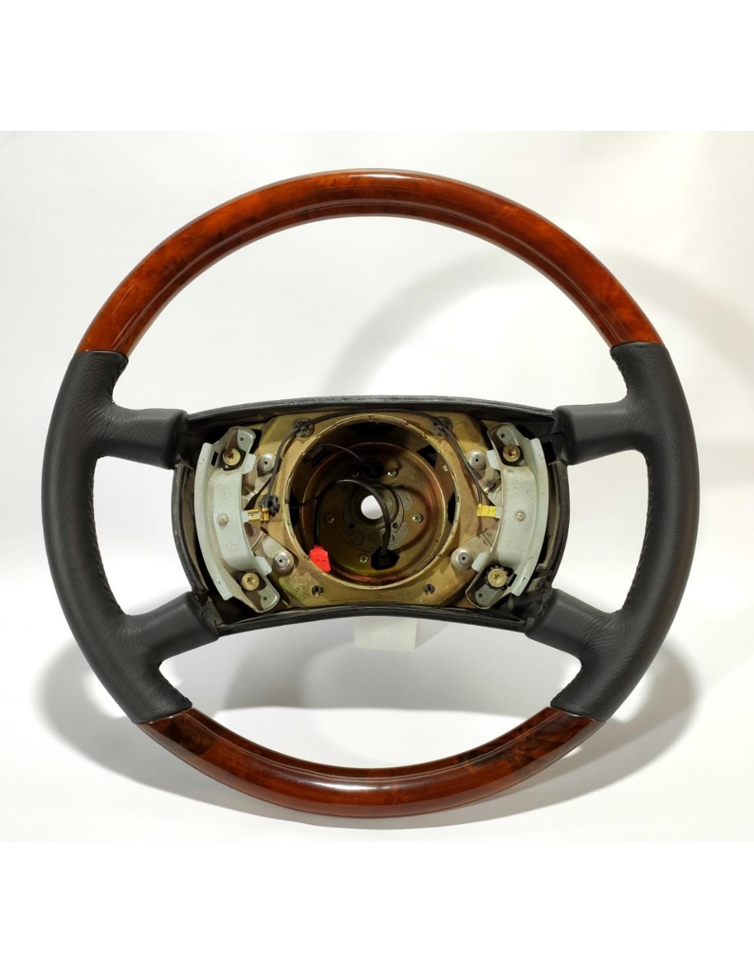 - Steering Wheels - Mercedes-Benz W126 S126 W124 W201 Volante de madeira original - 1 - Comprar volante de madeira original Mer  - Steering Wheels - Mercedes-Benz W126 S126 W124 W201 Volante de madeira original - 1 - Comprar volante de madeira original Mer