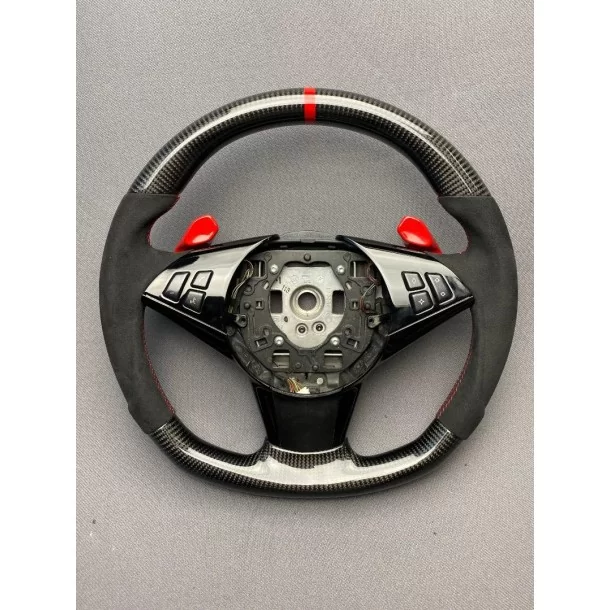  - Steering Wheels - 宝马 E60 E63 E61 碳阿尔坎塔拉方向盘 - 1 - 在 Tuneverse 选购宝马 E60 E63 E61 碳阿尔坎塔拉方向盘，提升您的驾驶体验！感受奢华--今天就订购！✉️✏️